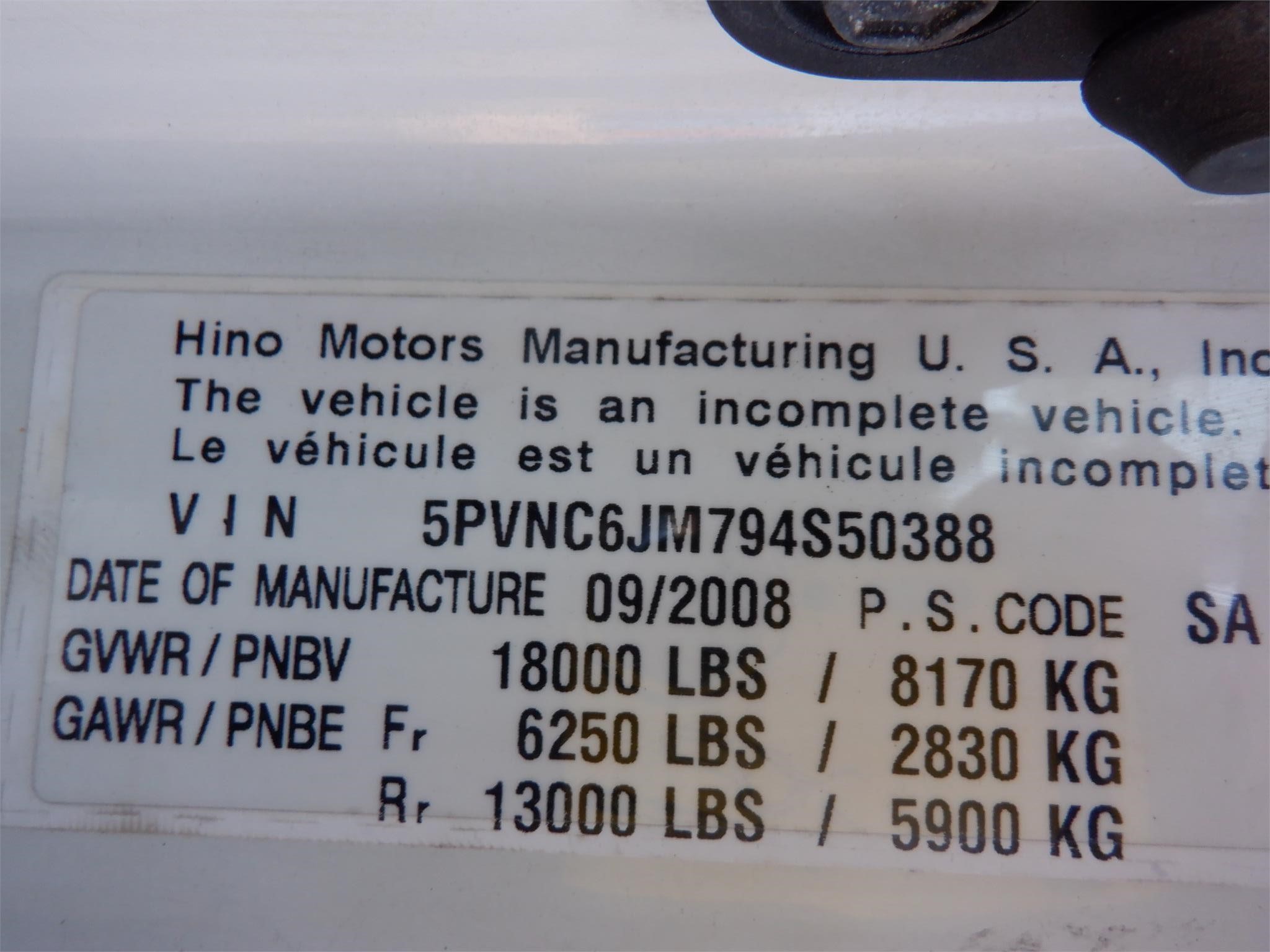 2009 HINO 185 - Cassone Truck Sales