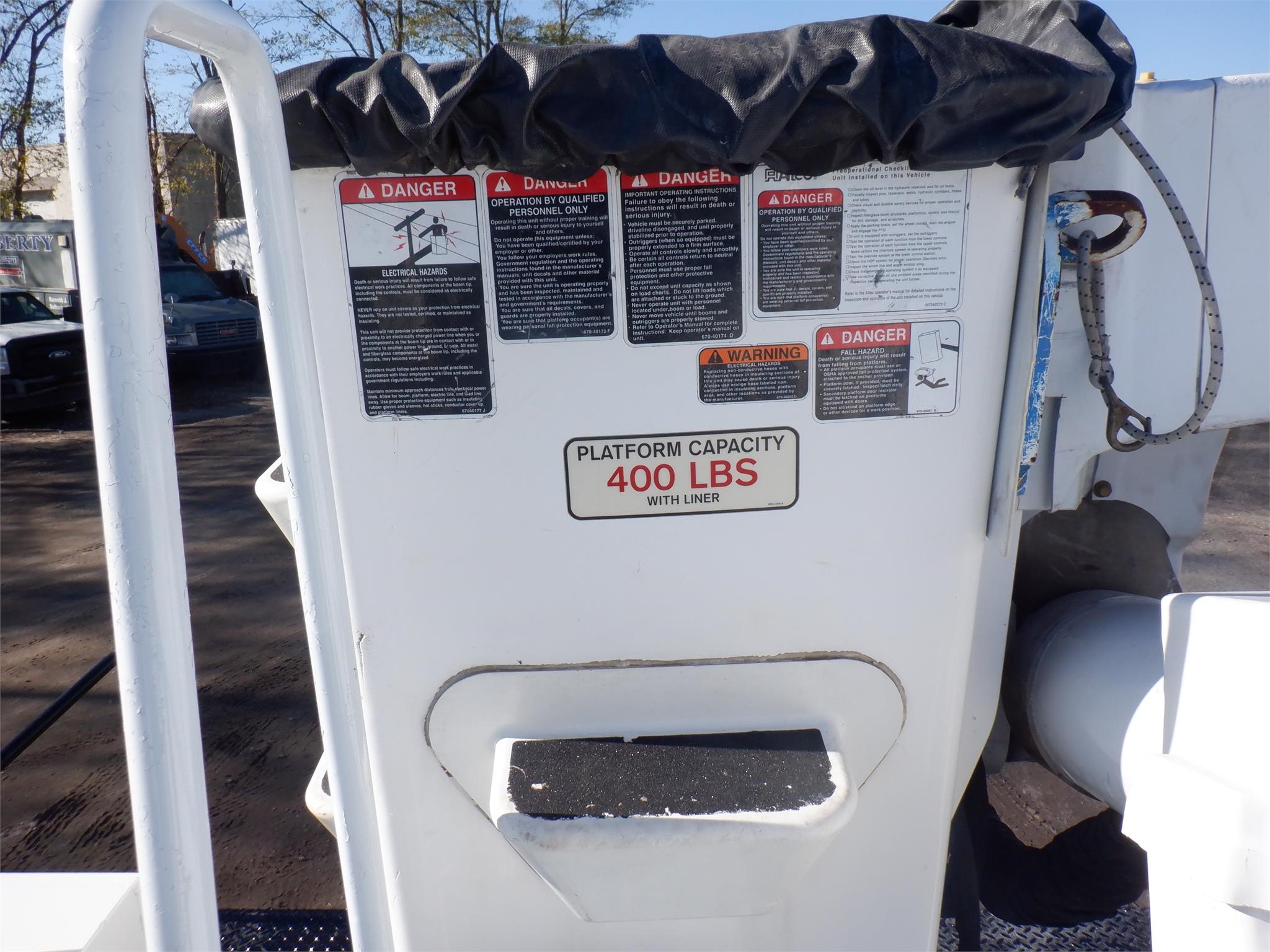 2006 ALTEC TA40 - Cassone Truck Sales