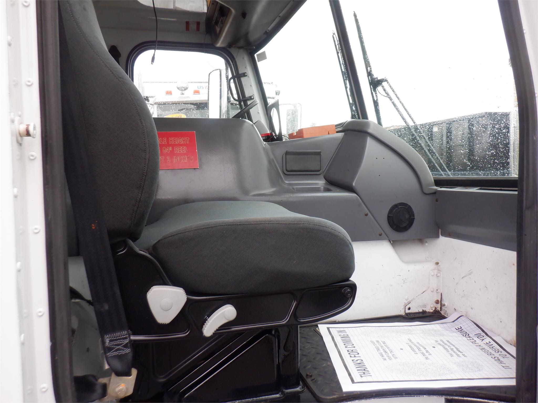 2006 STERLING CONDOR - Cassone Truck Sales