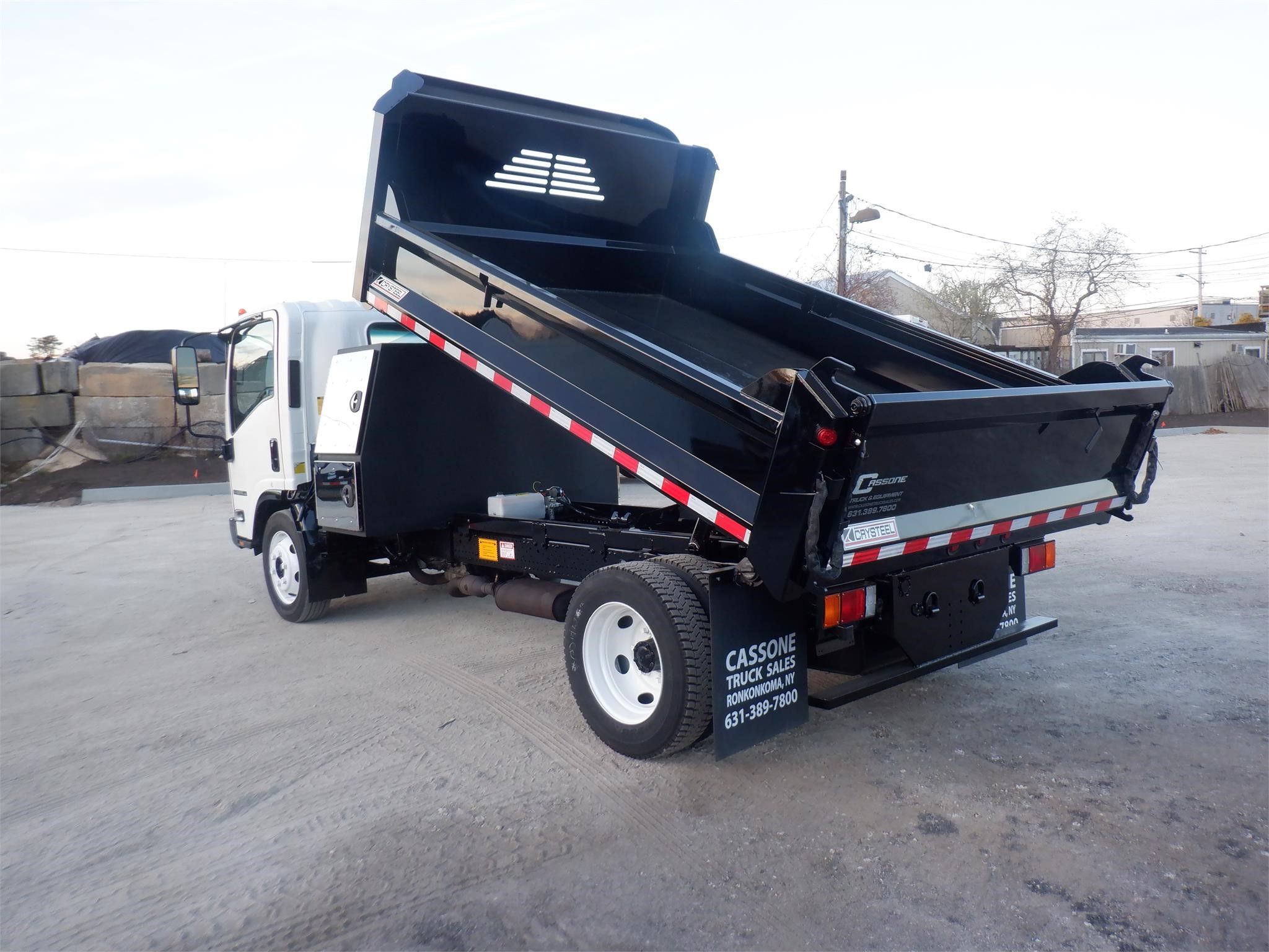 2017 ISUZU NPR HD - Cassone Truck Sales