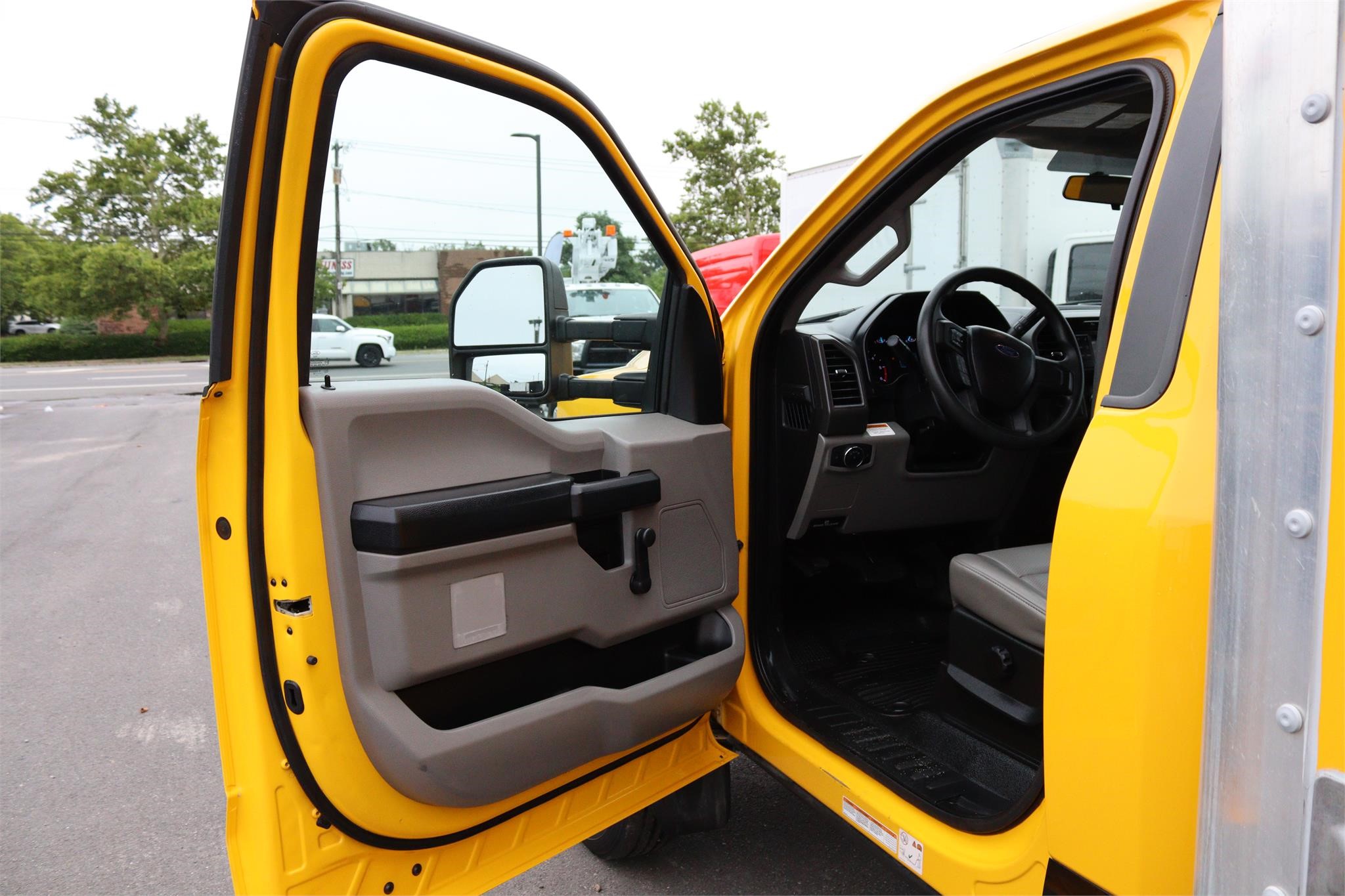 2018 FORD F450 XL - Cassone Truck Sales