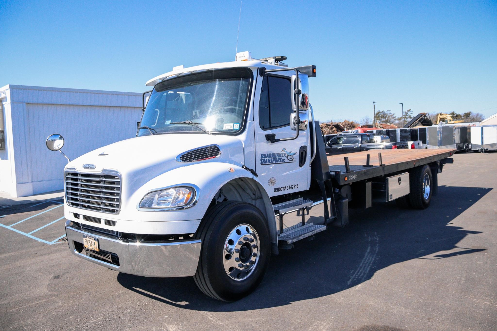 2018 FREIGHTLINER BUSINESS CLASS M2 106 - image 6 of 6