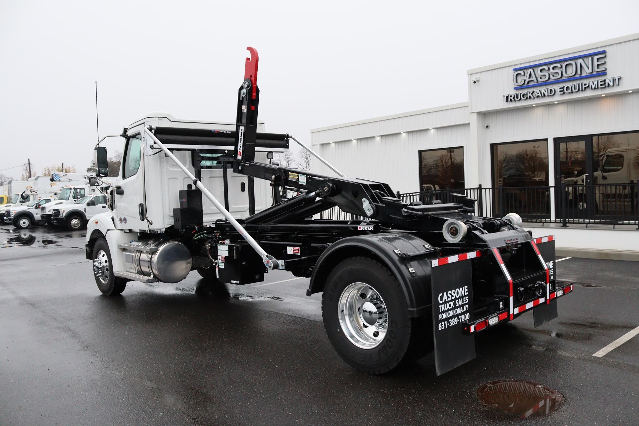2025 WESTERN STAR 47X - image 2 of 6