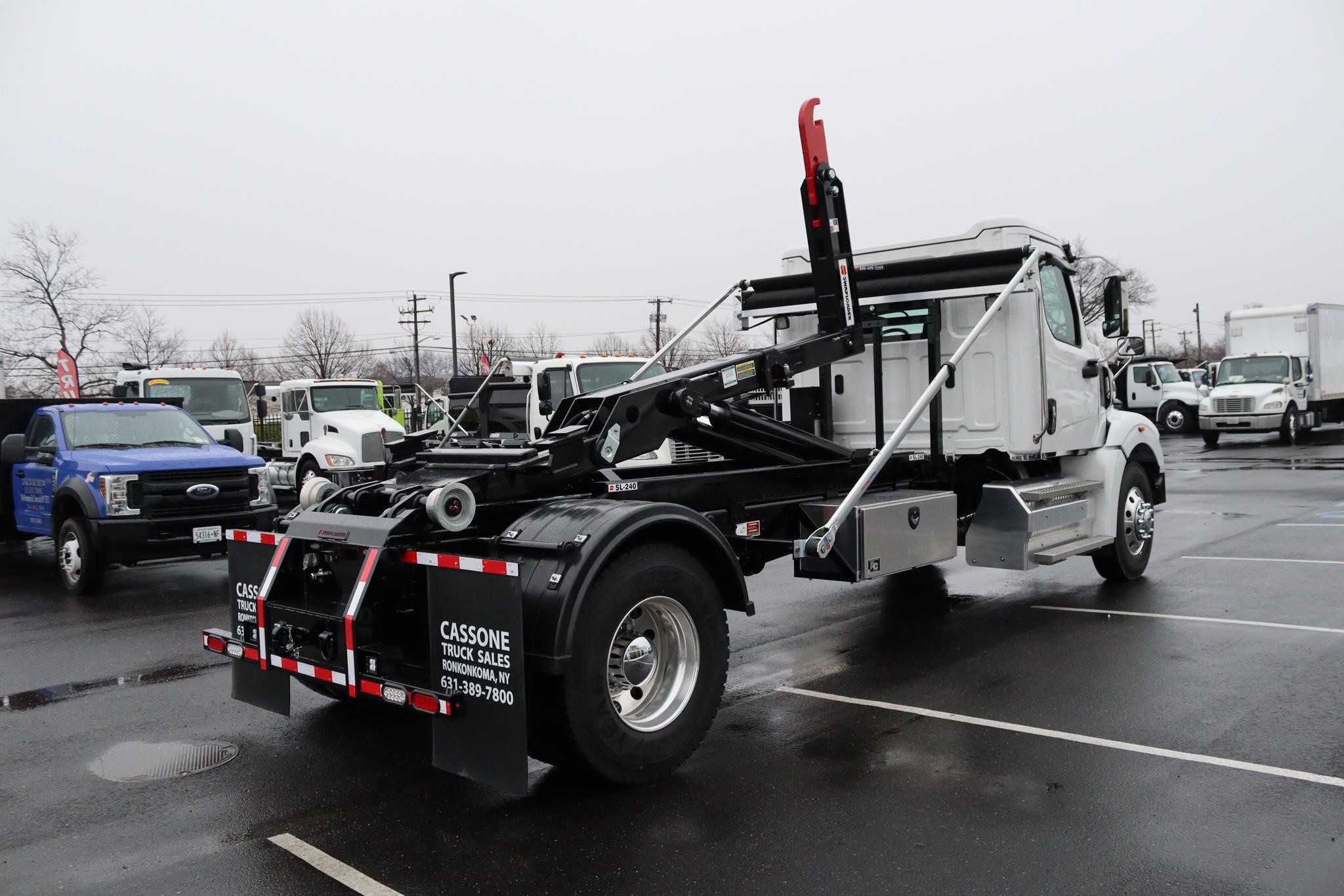 2025 WESTERN STAR 47X - image 4 of 6