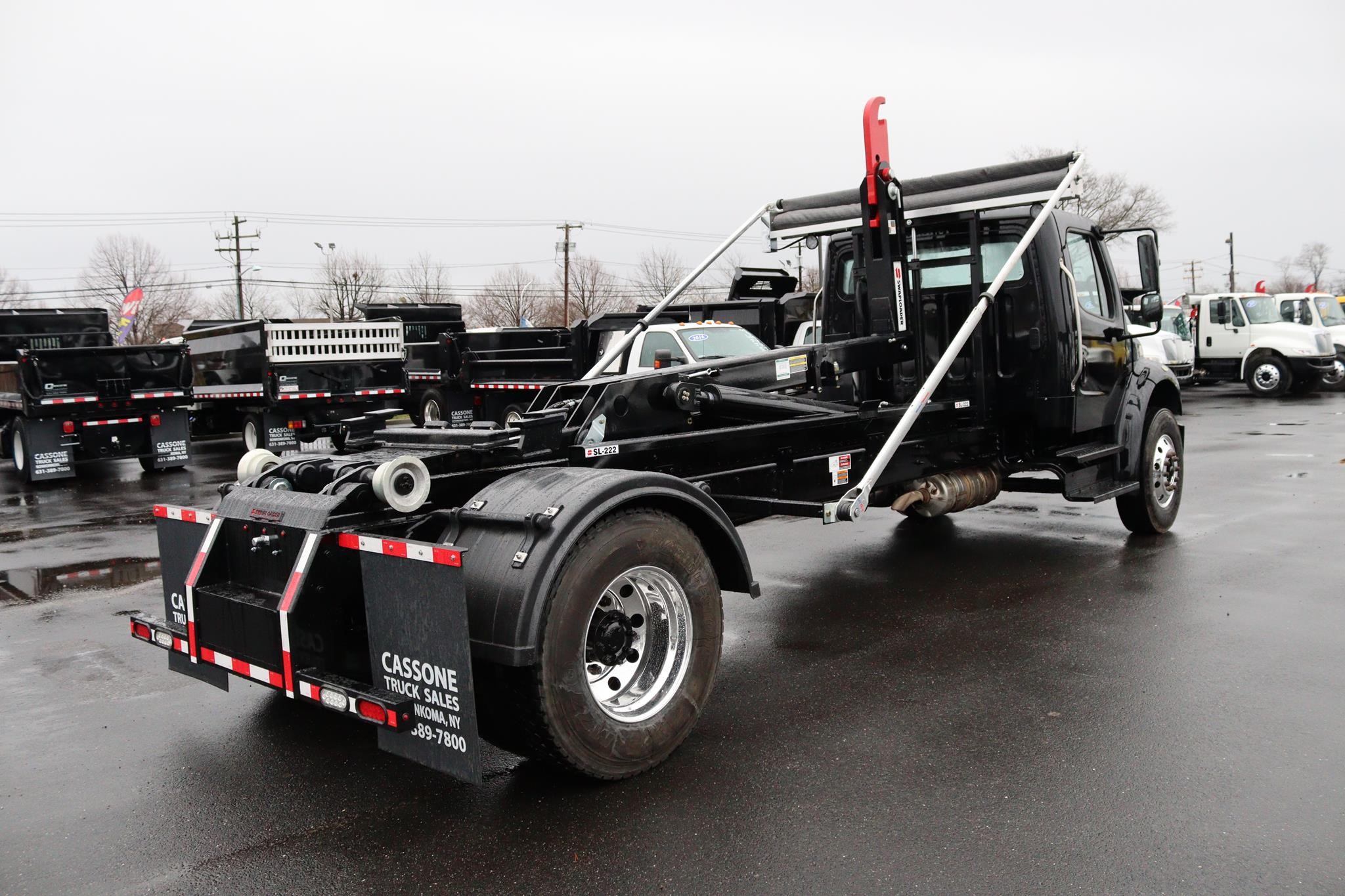 2019 FREIGHTLINER BUSINESS CLASS M2 106 - image 4 of 6