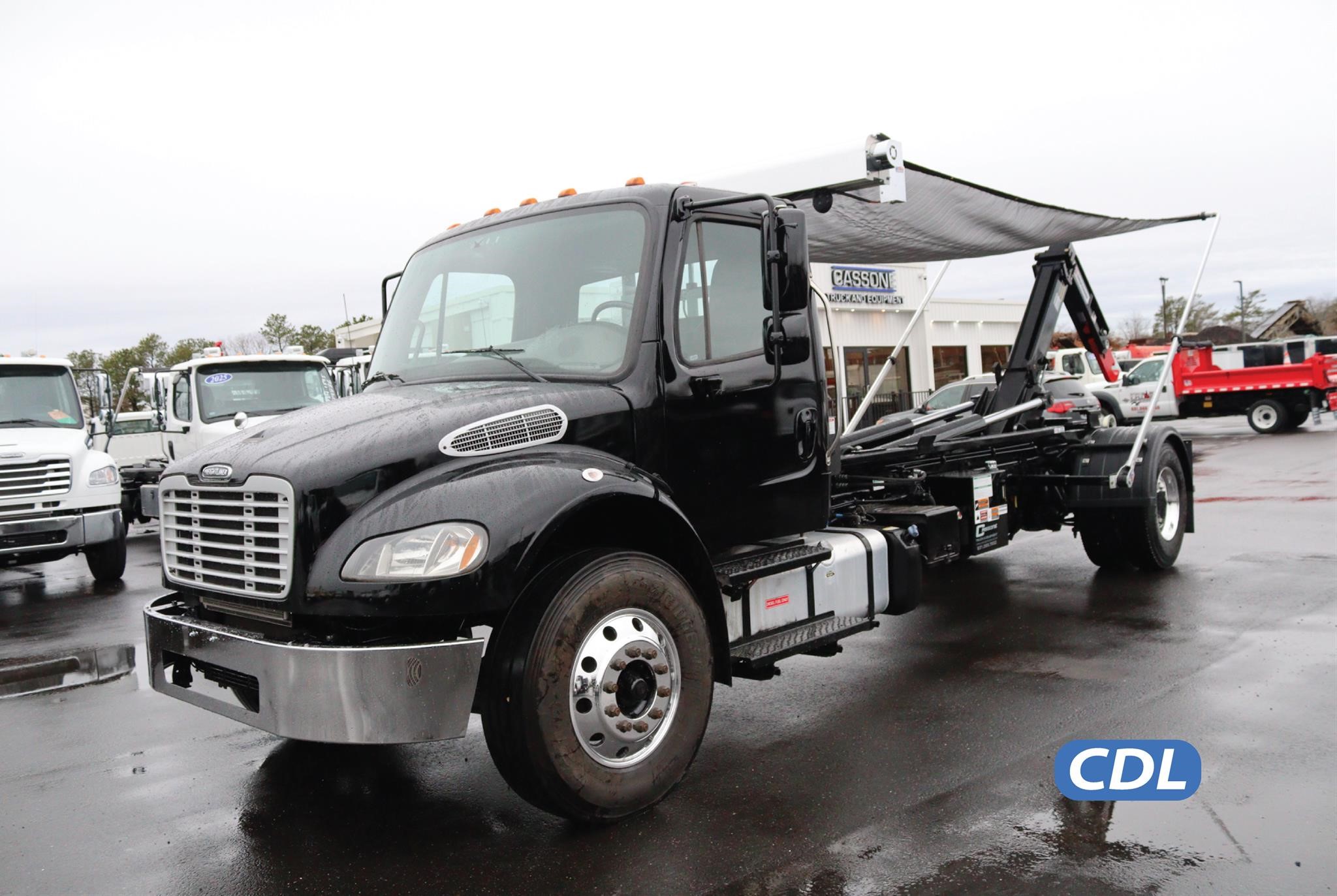 2019 FREIGHTLINER BUSINESS CLASS M2 106 - image 1 of 6
