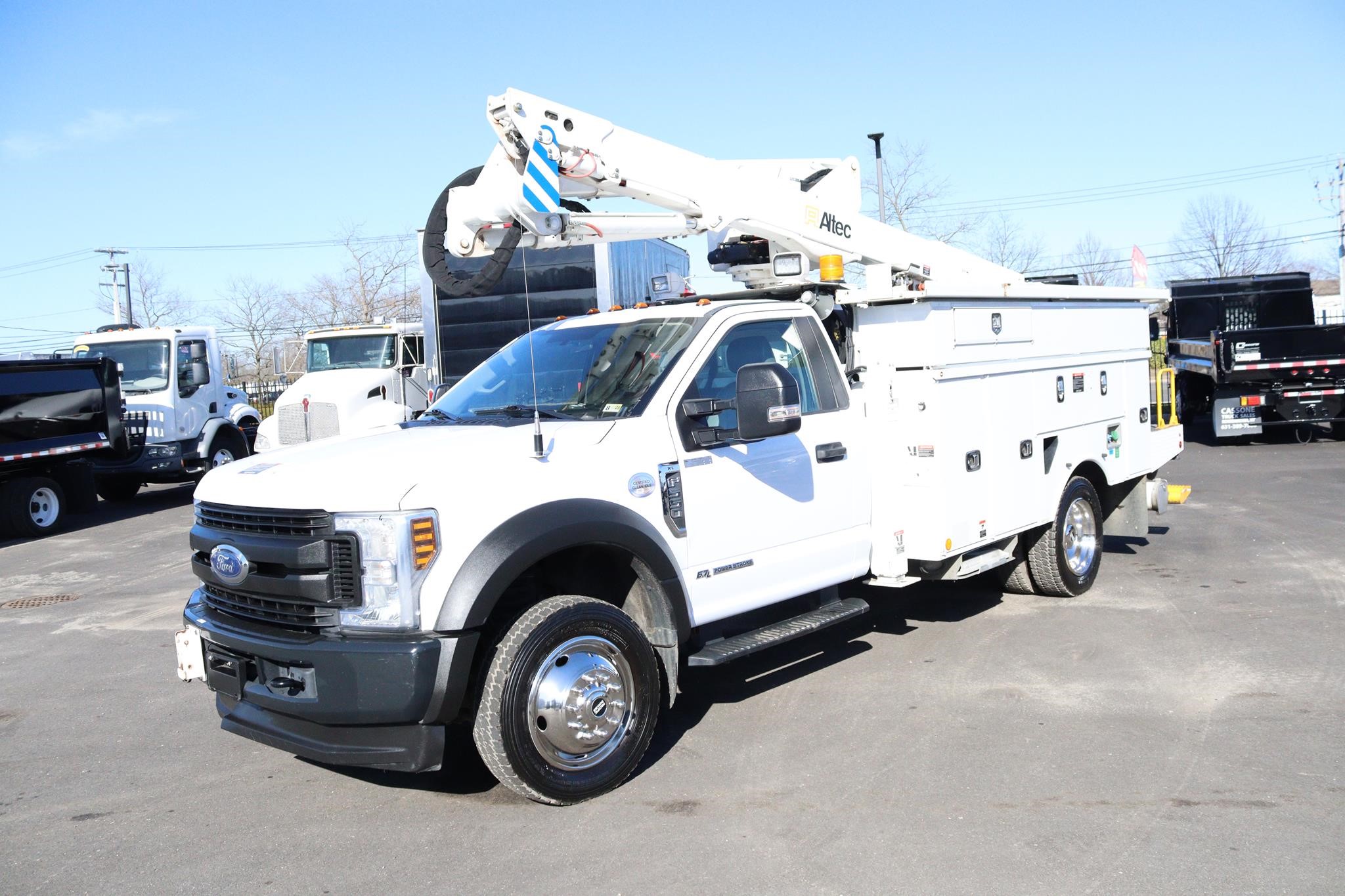 2019 ALTEC AT40G - image 1 of 6