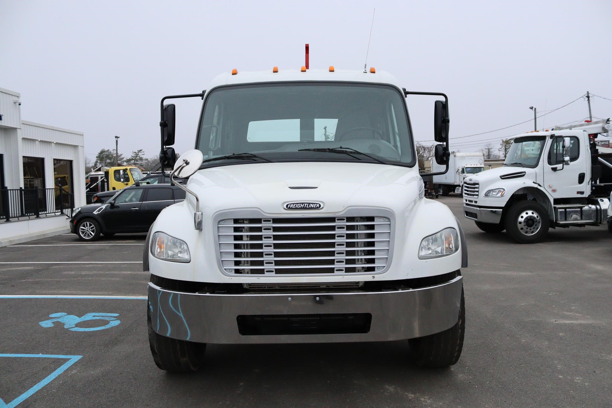 2014 FREIGHTLINER BUSINESS CLASS M2 106 - image 6 of 6