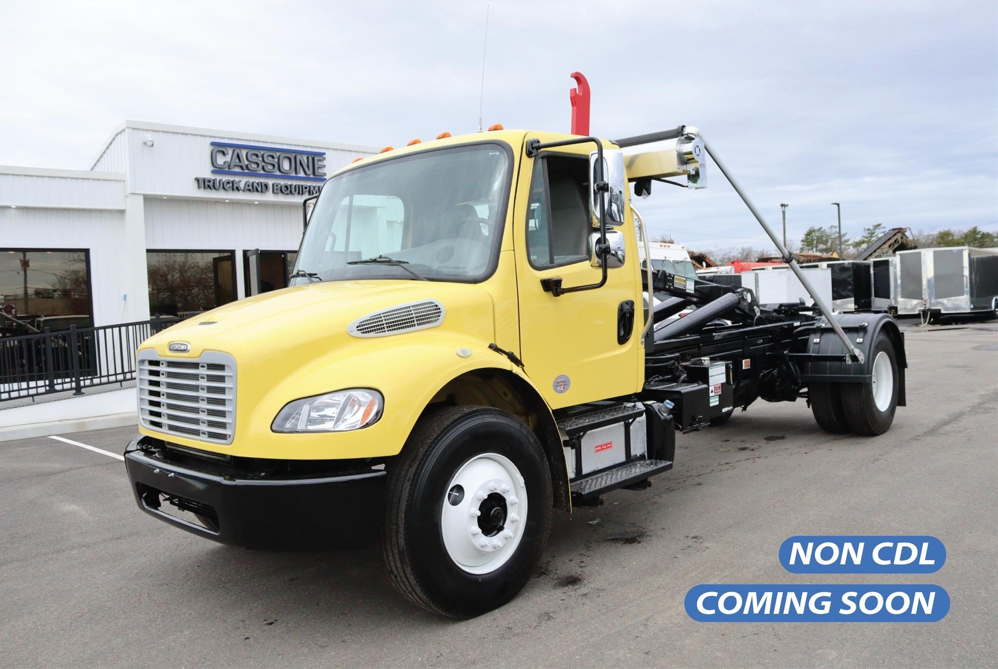 2016 FREIGHTLINER BUSINESS CLASS M2 106 - image 1 of 2