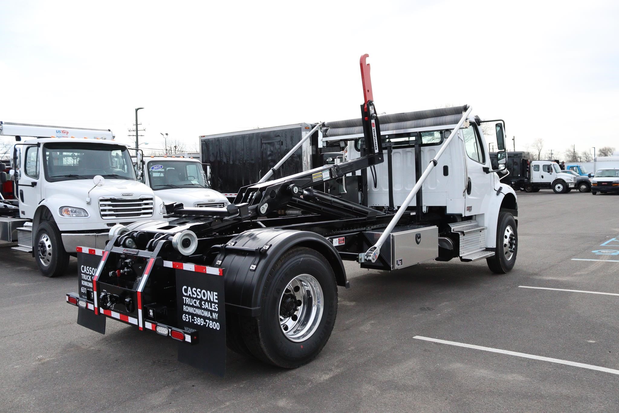 2025 FREIGHTLINER BUSINESS CLASS M2 106 - image 4 of 6