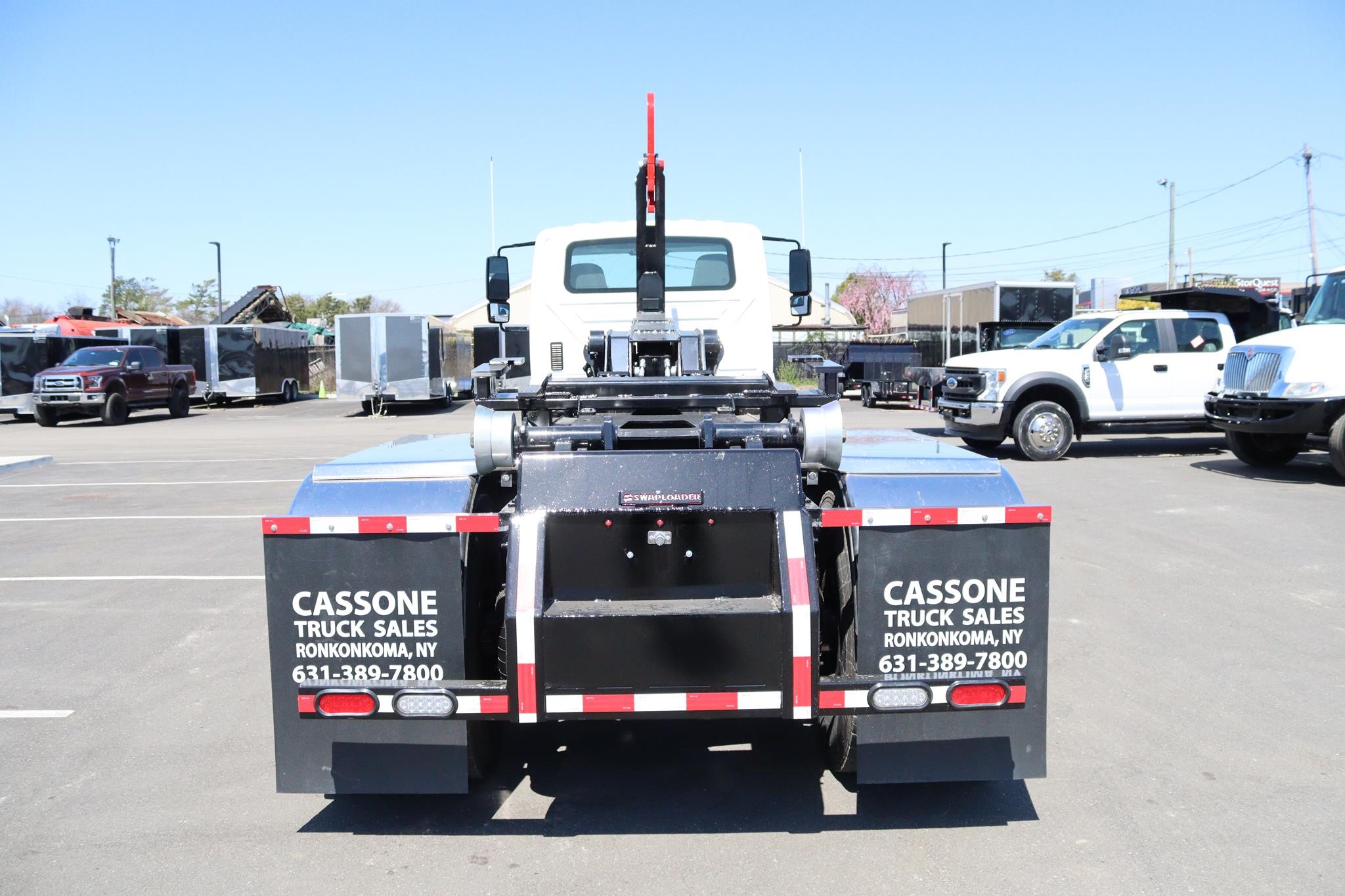 2019 INTERNATIONAL DURASTAR 4400 - image 3 of 6