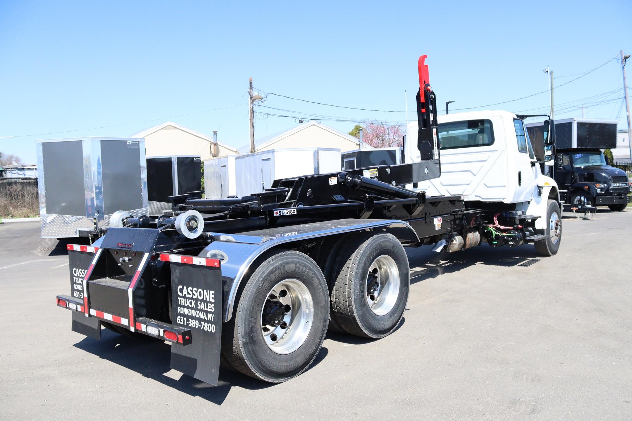 2019 INTERNATIONAL DURASTAR 4400 - image 4 of 6