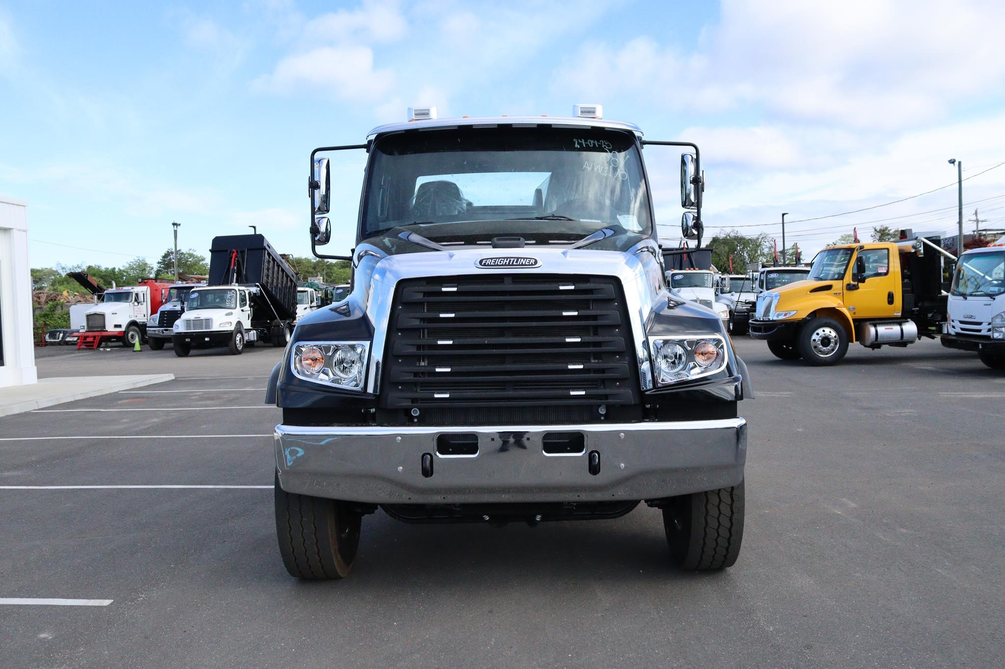 2026 FREIGHTLINER 114SD PLUS - image 6 of 6