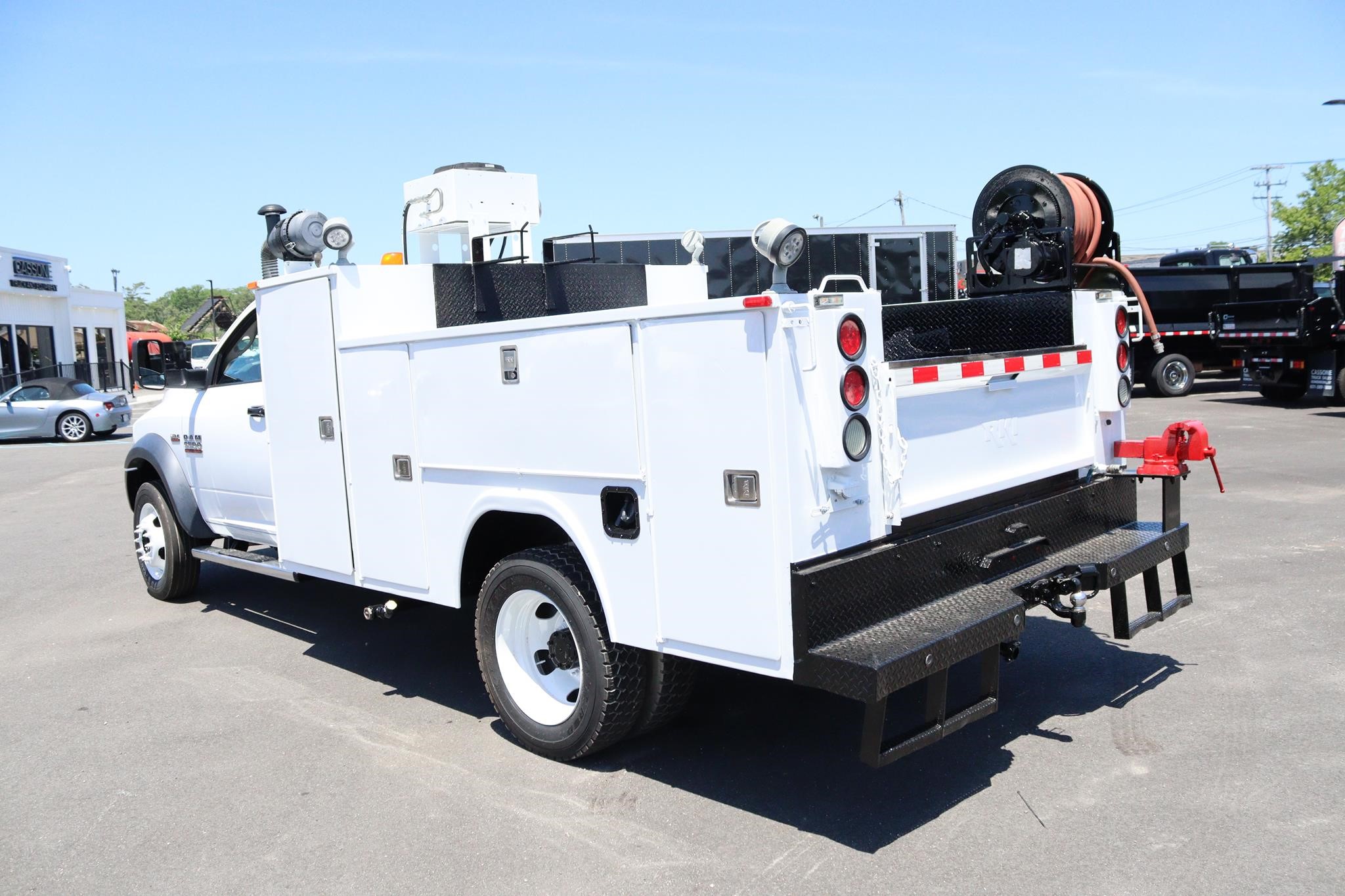 2018 RAM 5500 HD - image 2 of 6