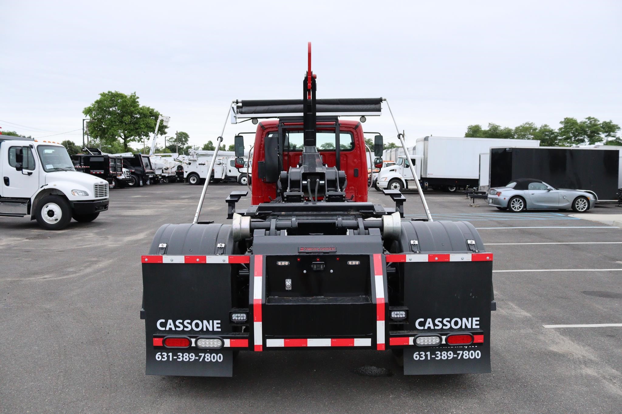 2019 FREIGHTLINER BUSINESS CLASS M2 106 - image 3 of 6