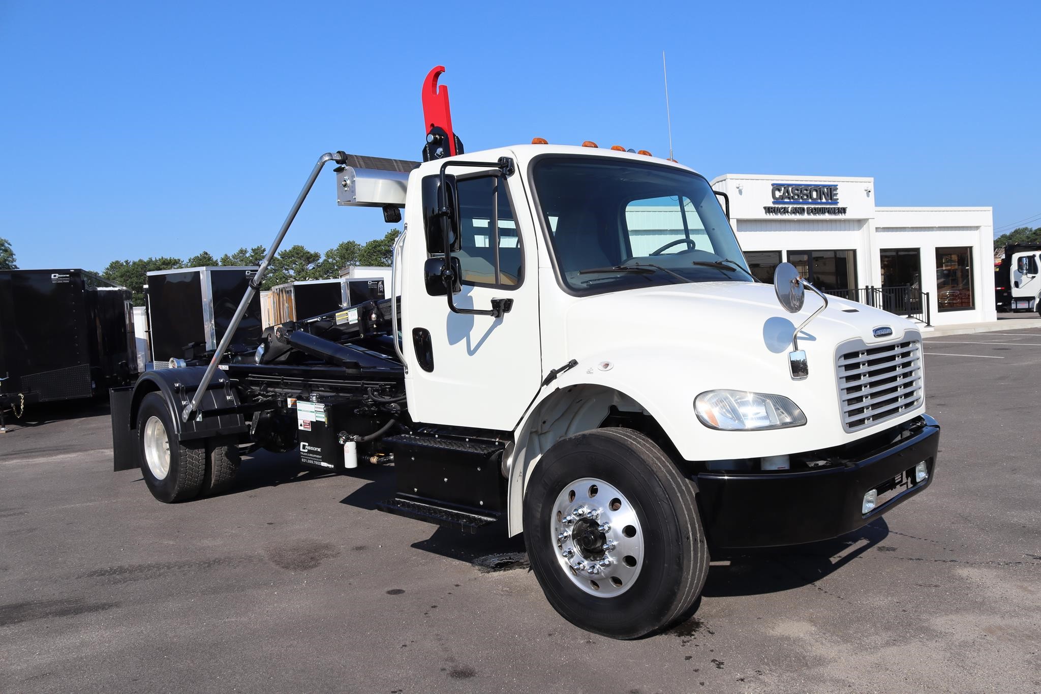 2016 FREIGHTLINER BUSINESS CLASS M2 106 - image 5 of 6