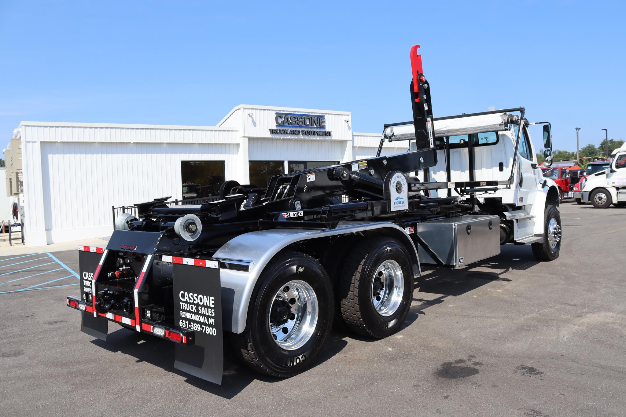 2026 FREIGHTLINER BUSINESS CLASS M2 106 PLUS - image 4 of 6