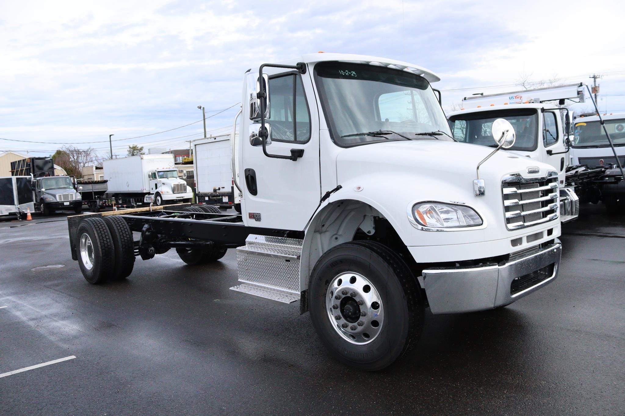 2026 FREIGHTLINER BUSINESS CLASS M2 106 PLUS - image 5 of 6