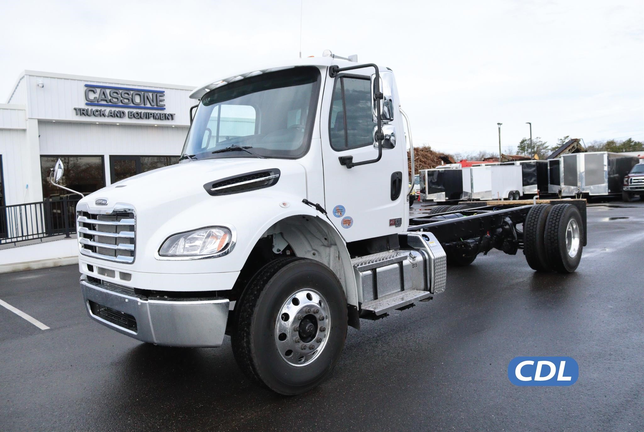 2026 FREIGHTLINER BUSINESS CLASS M2 106 PLUS - image 1 of 6