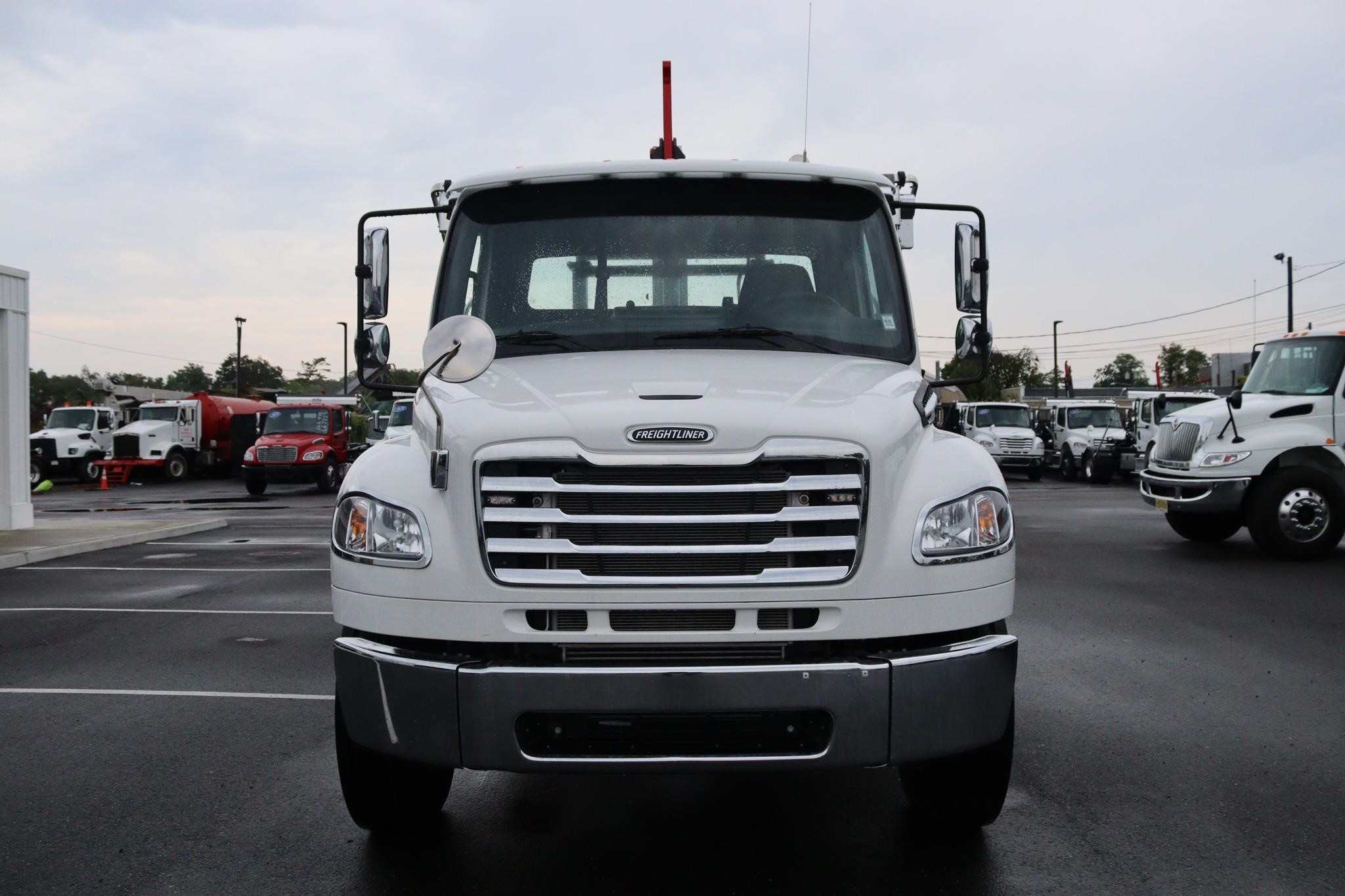 2026 FREIGHTLINER BUSINESS CLASS M2 106 PLUS - image 6 of 6