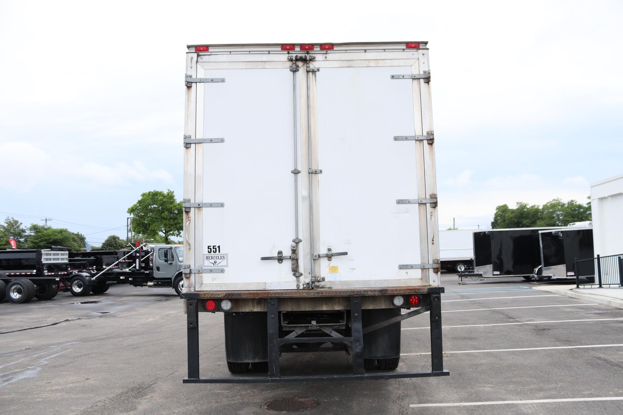 2020 KENWORTH T270 - image 3 of 6