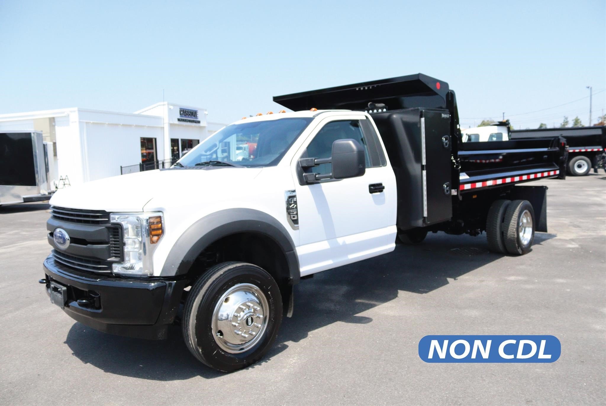 2019 FORD F450 XL - image 1 of 6