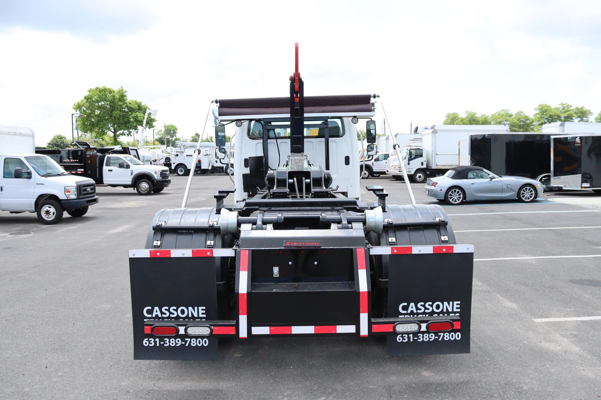2018 FREIGHTLINER BUSINESS CLASS M2 106 - image 3 of 6