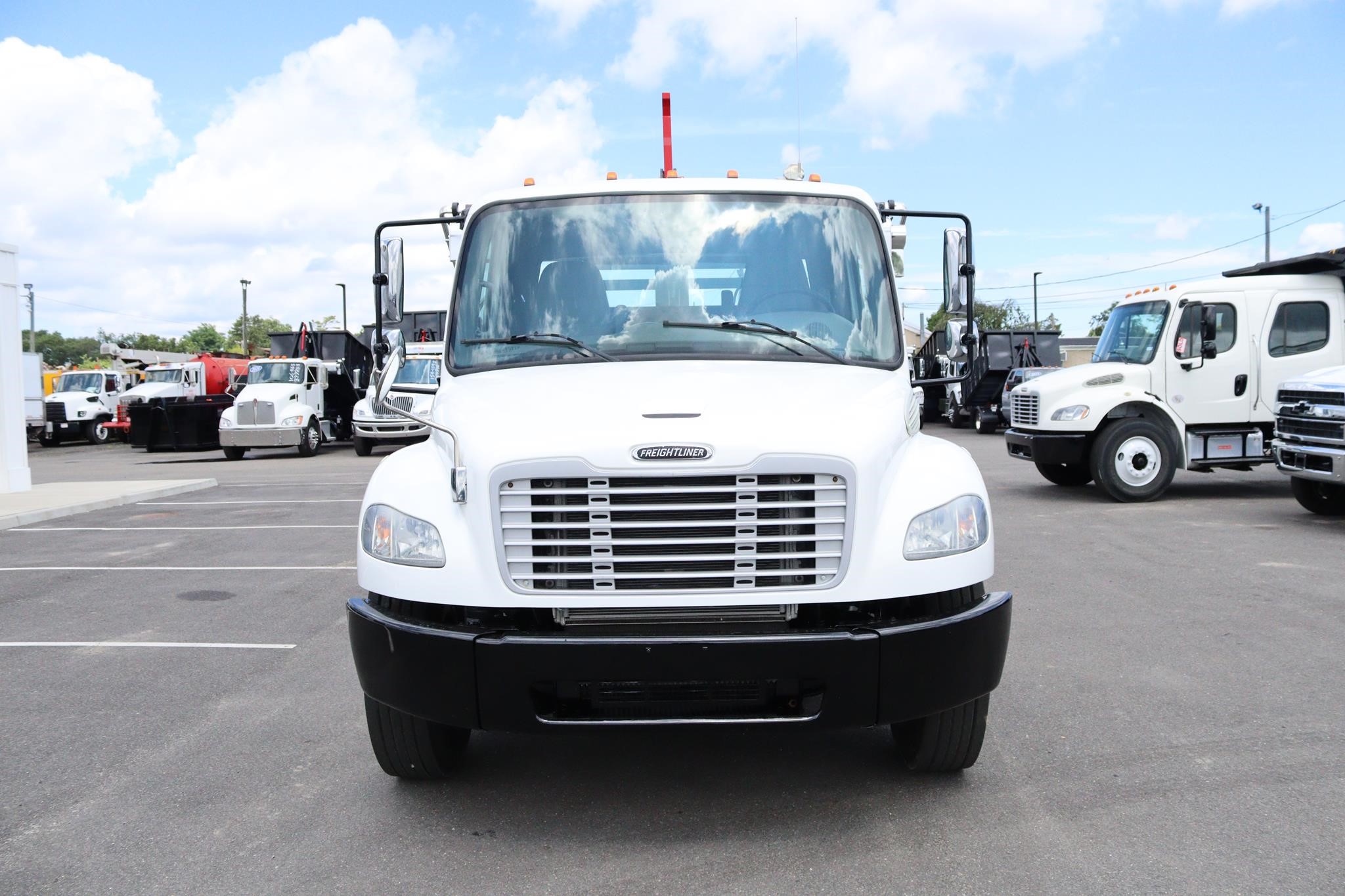 2018 FREIGHTLINER BUSINESS CLASS M2 106 - image 6 of 6