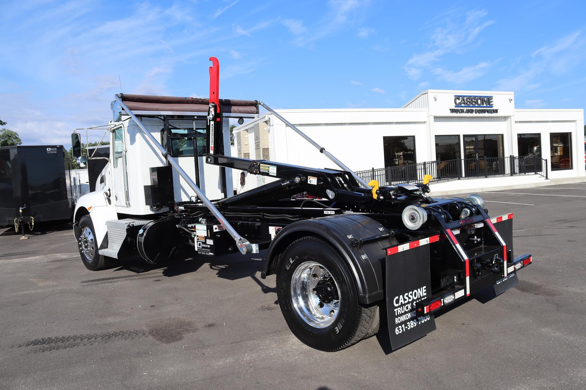 2022 KENWORTH T270 - image 2 of 6