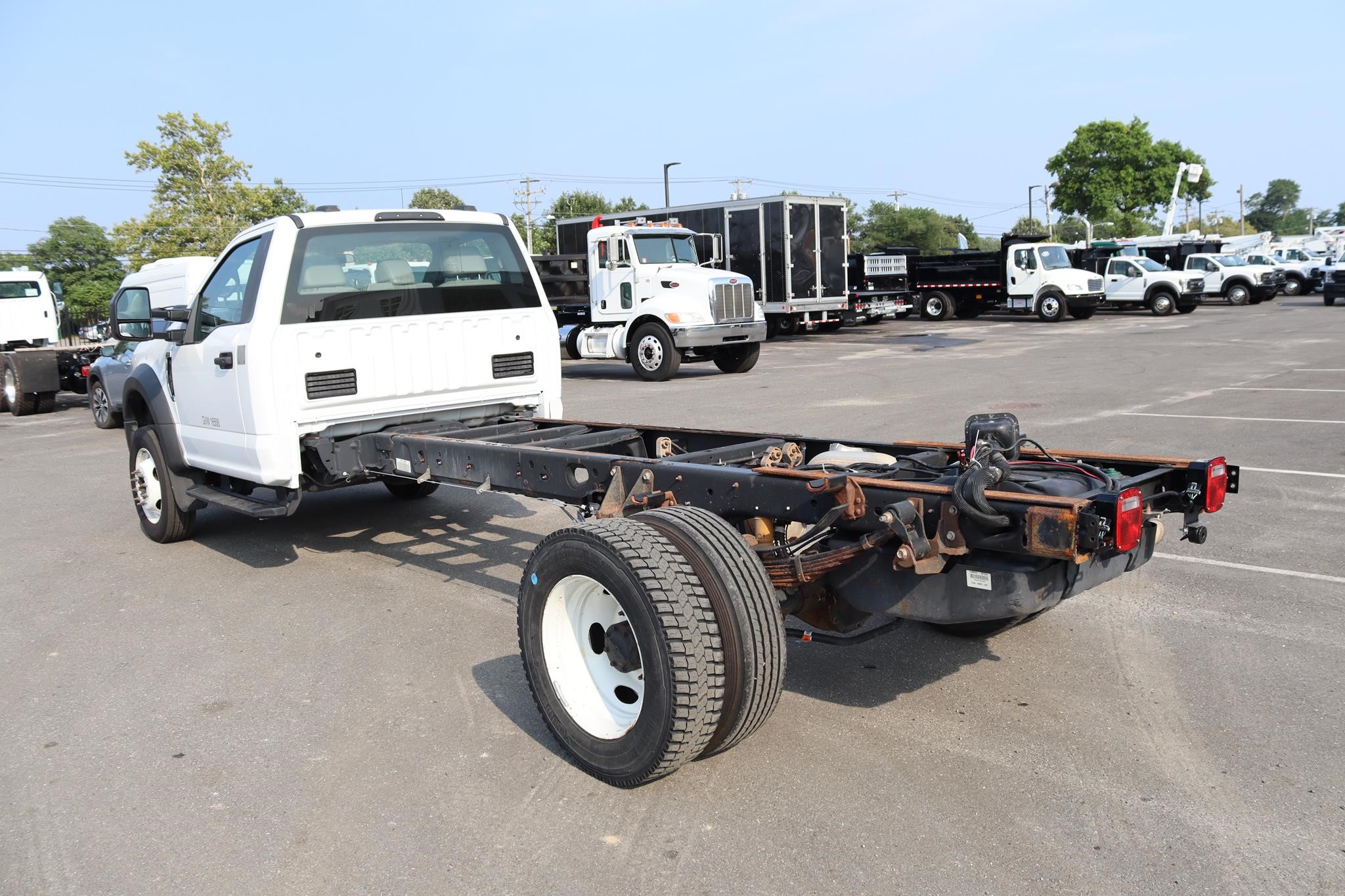 2020 FORD F450 XL - image 2 of 6