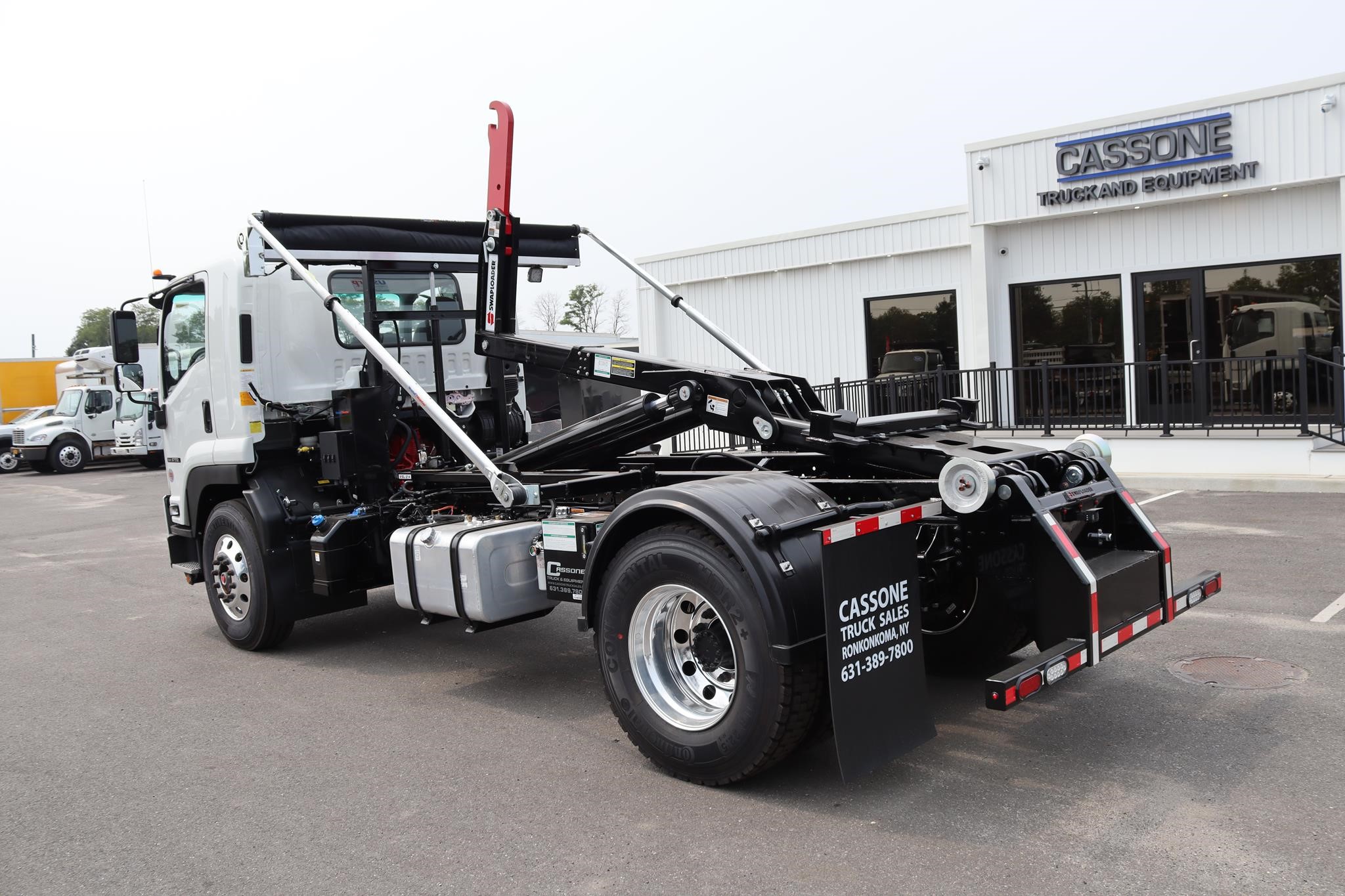 2026 ISUZU FTR - image 2 of 6