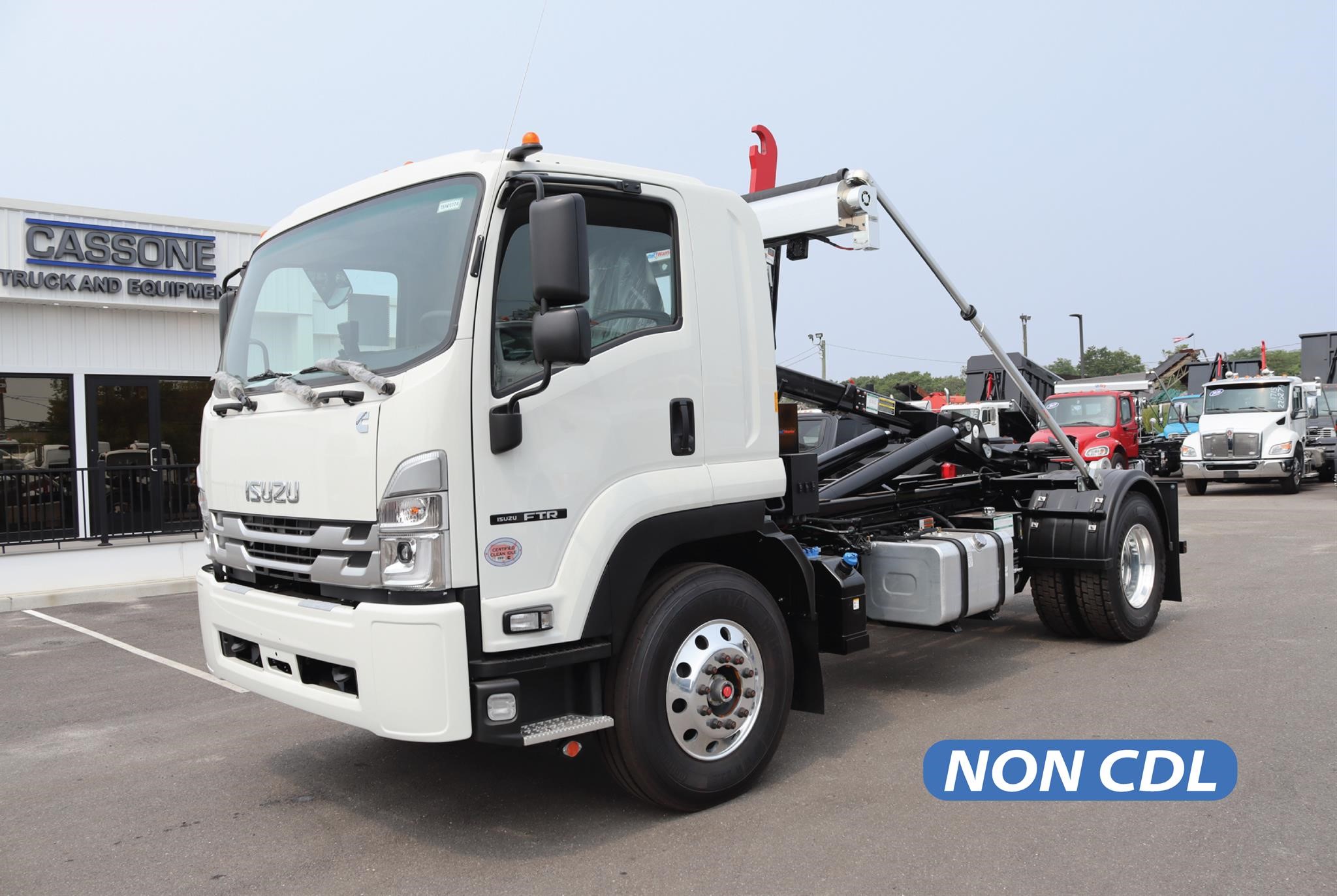 2026 ISUZU FTR - image 1 of 6