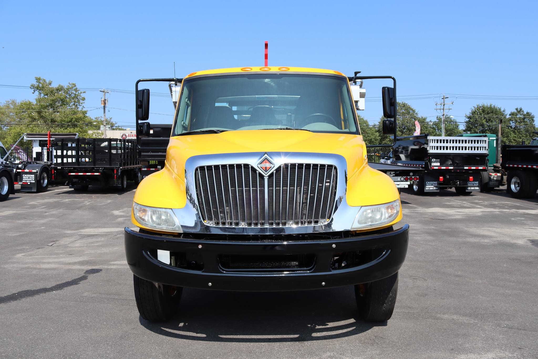 2018 INTERNATIONAL DURASTAR 4300 - image 6 of 6