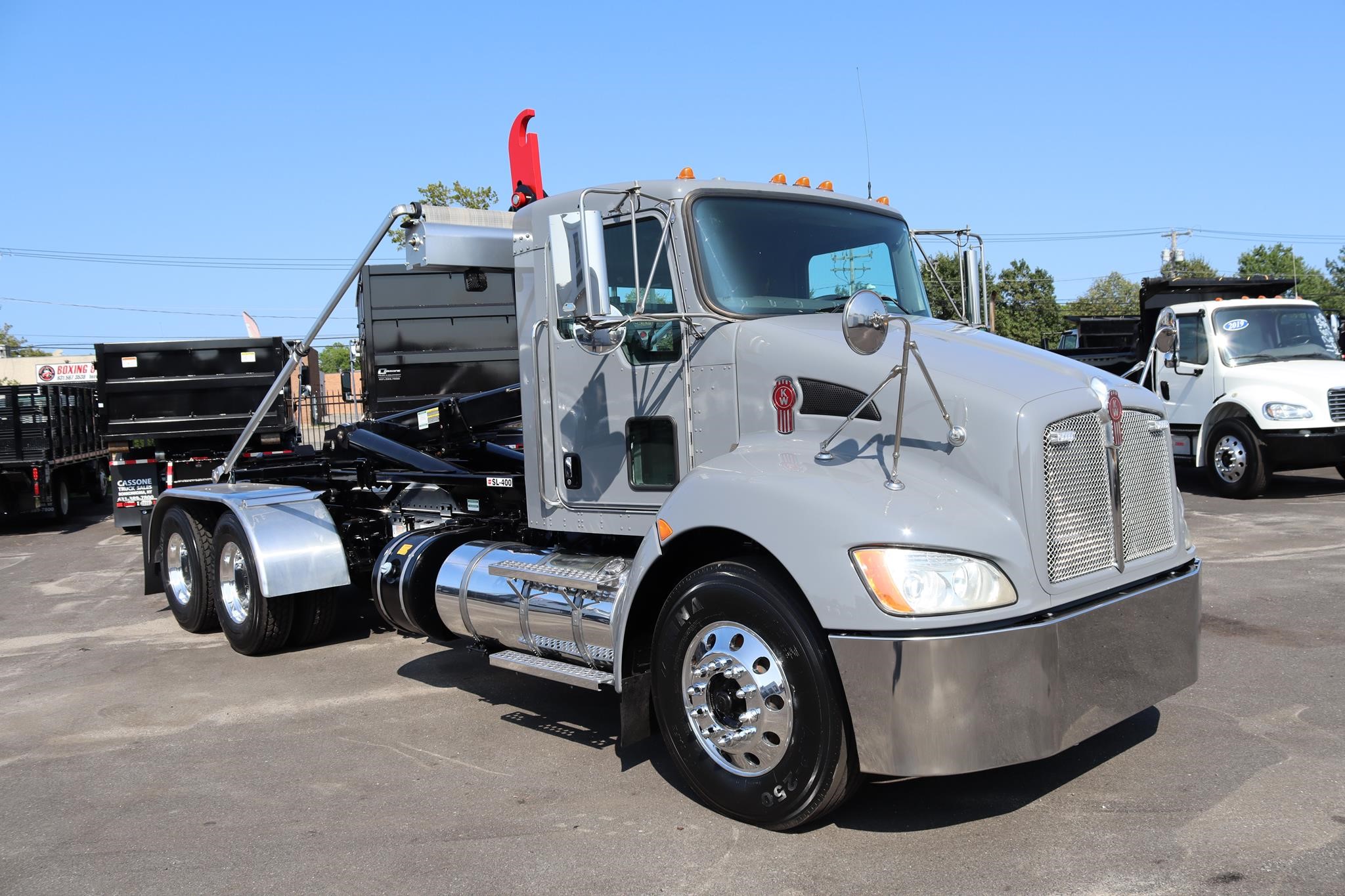 2017 KENWORTH T370 - image 6 of 6