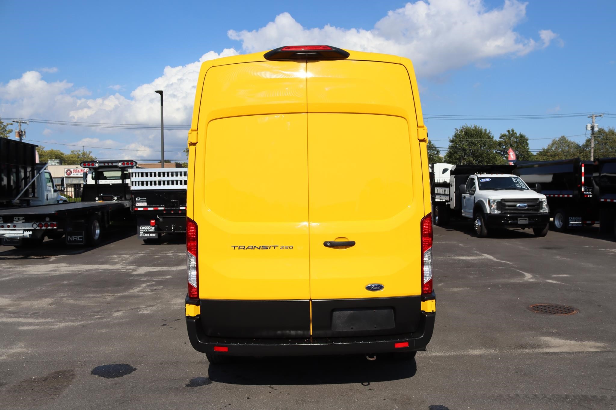 2021 FORD TRANSIT - image 3 of 6