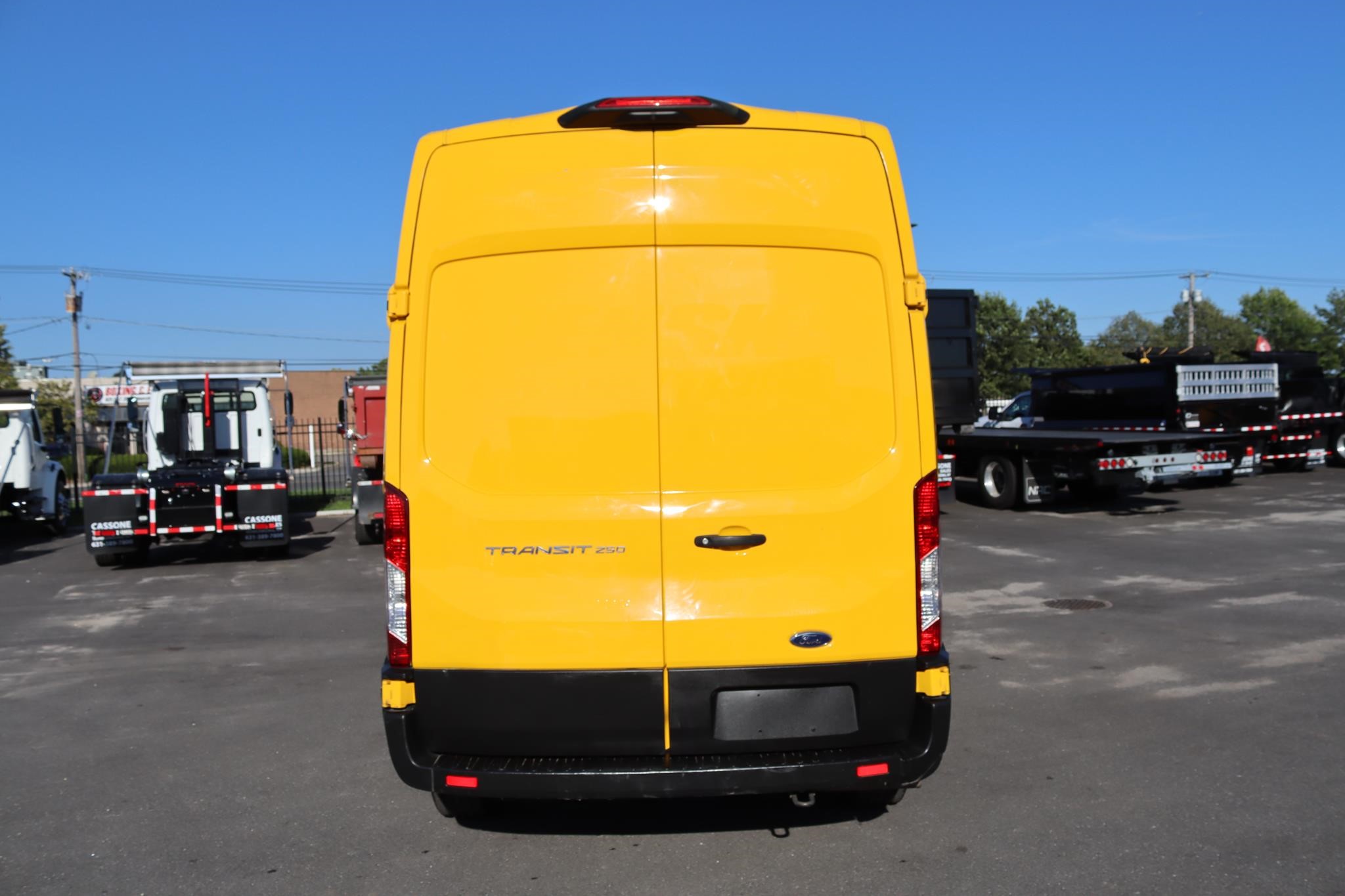 2021 FORD TRANSIT - image 3 of 6
