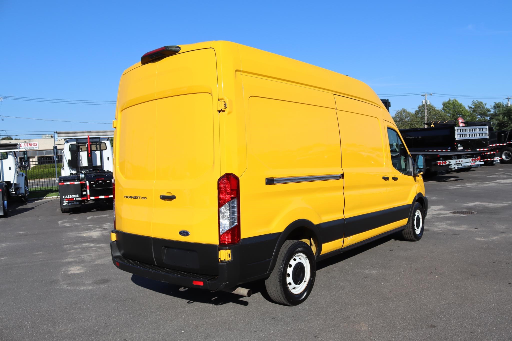 2021 FORD TRANSIT - image 4 of 6