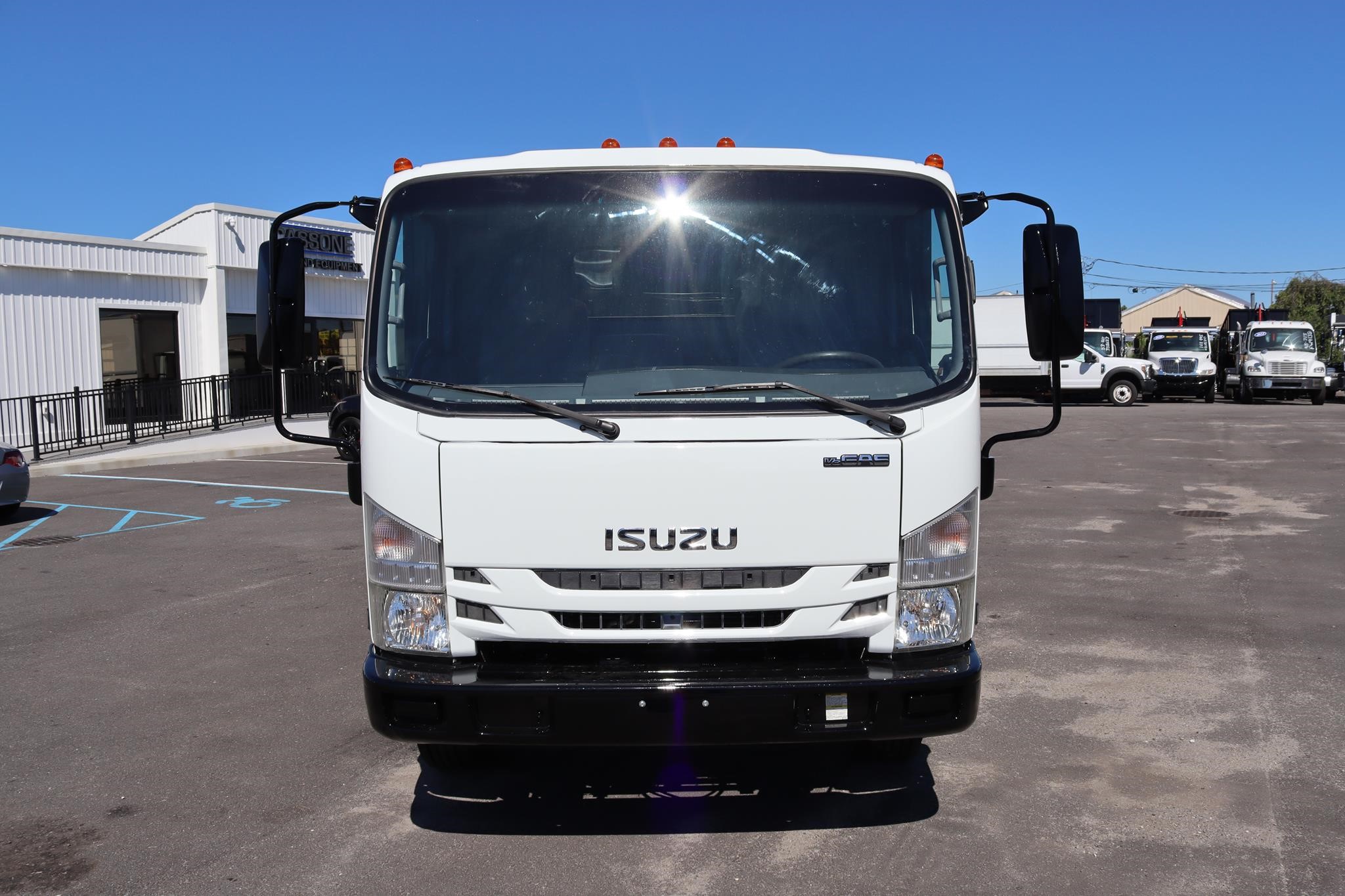 2019 ISUZU NPR HD - image 6 of 6