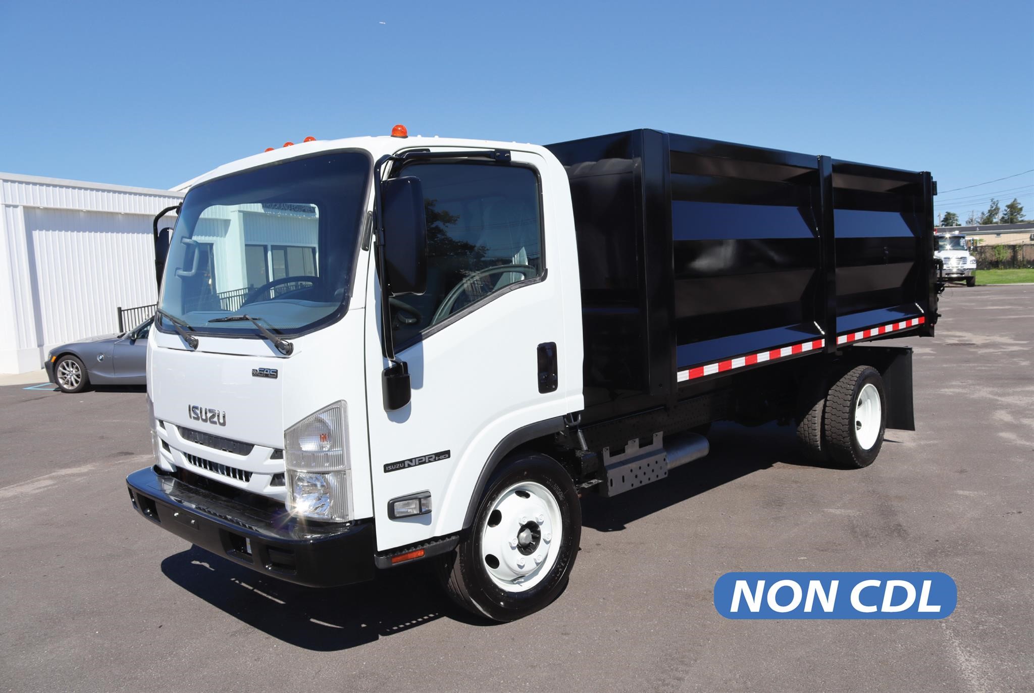 2019 ISUZU NPR HD - image 1 of 6