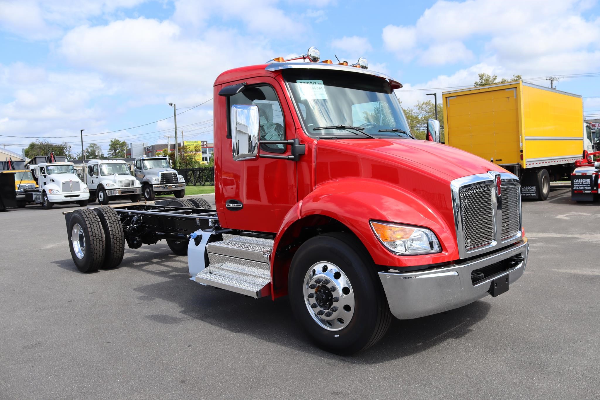 2026 KENWORTH T280 - image 2 of 6