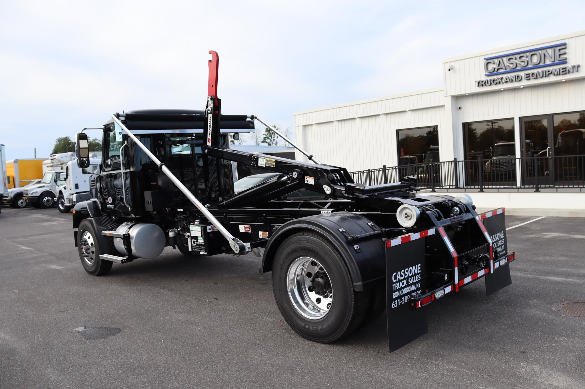 2026 MACK MD6 - image 2 of 6