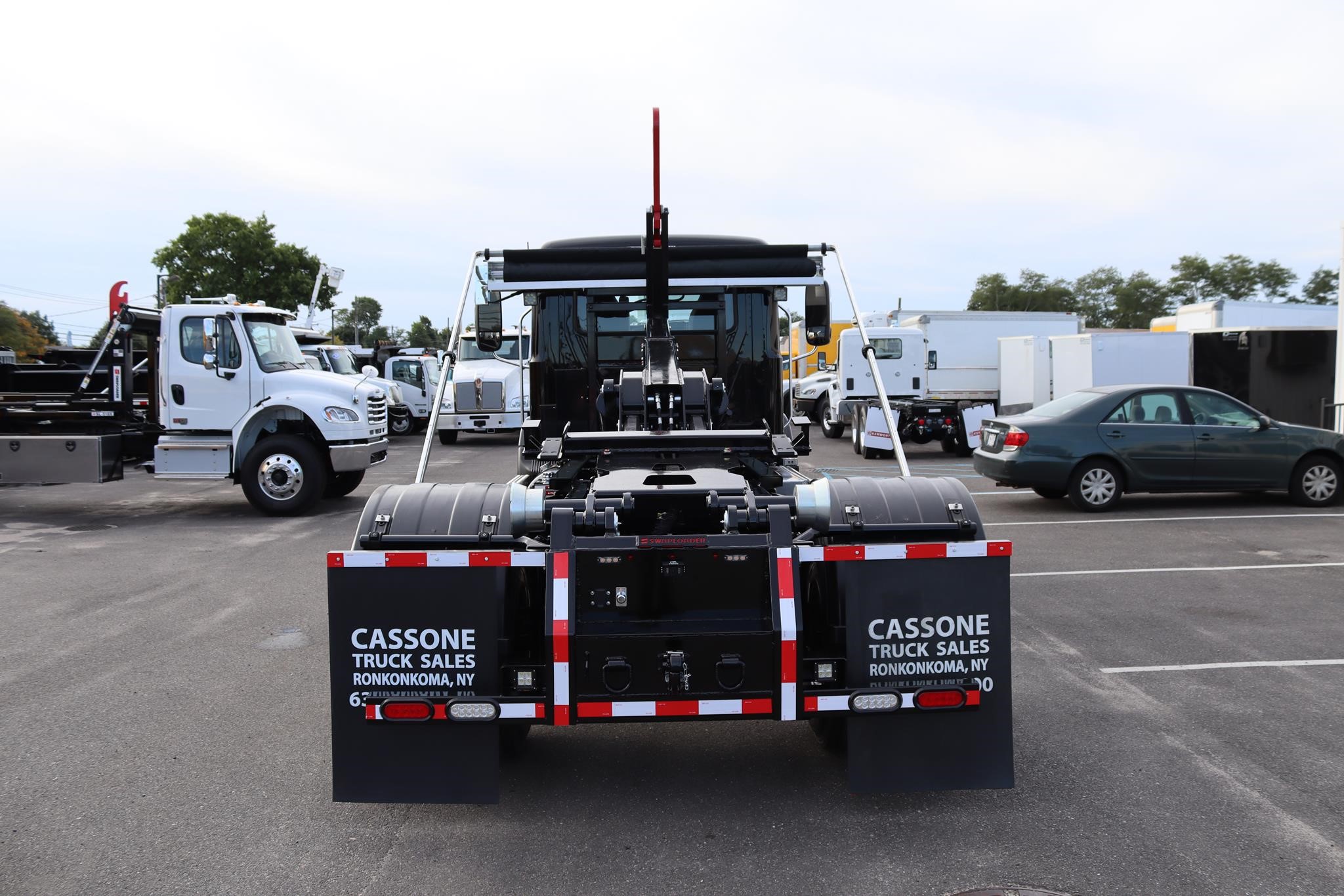 2026 MACK MD6 - image 3 of 6