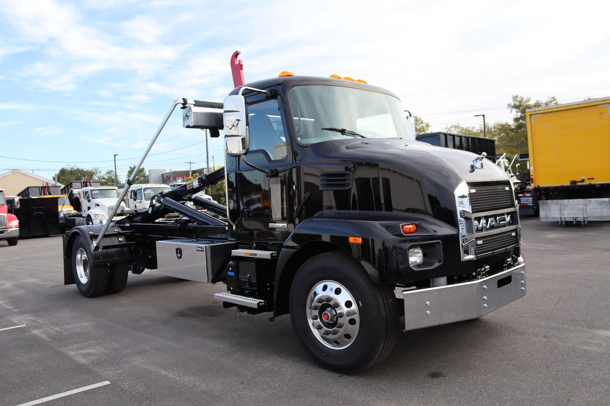 2026 MACK MD6 - image 5 of 6