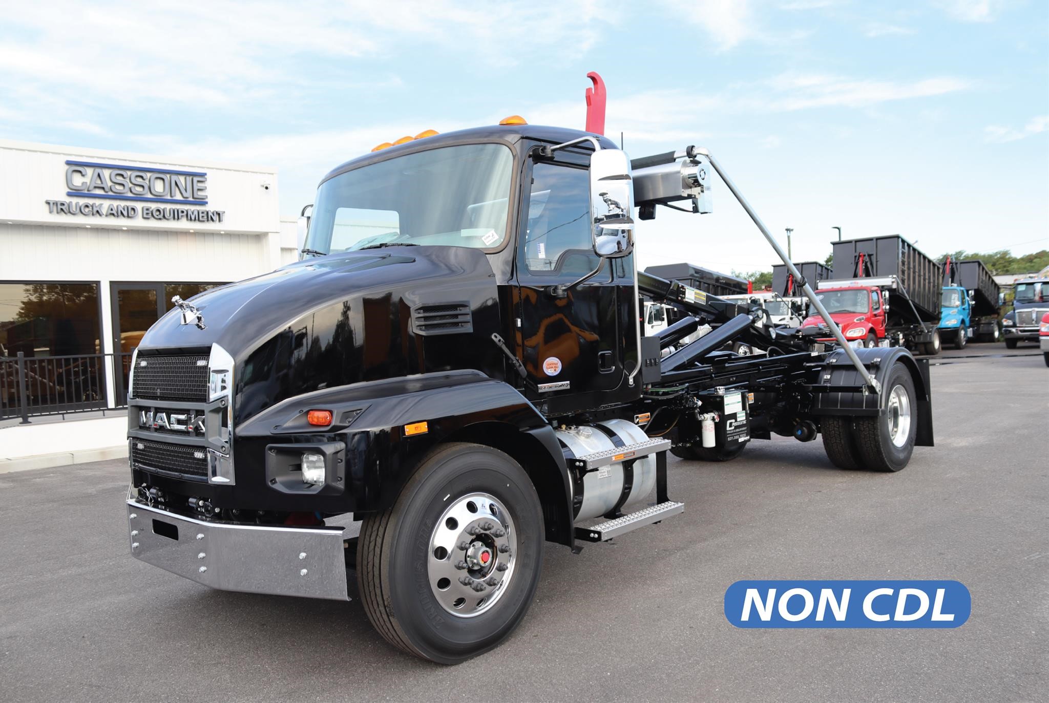 2026 MACK MD6 - image 1 of 6