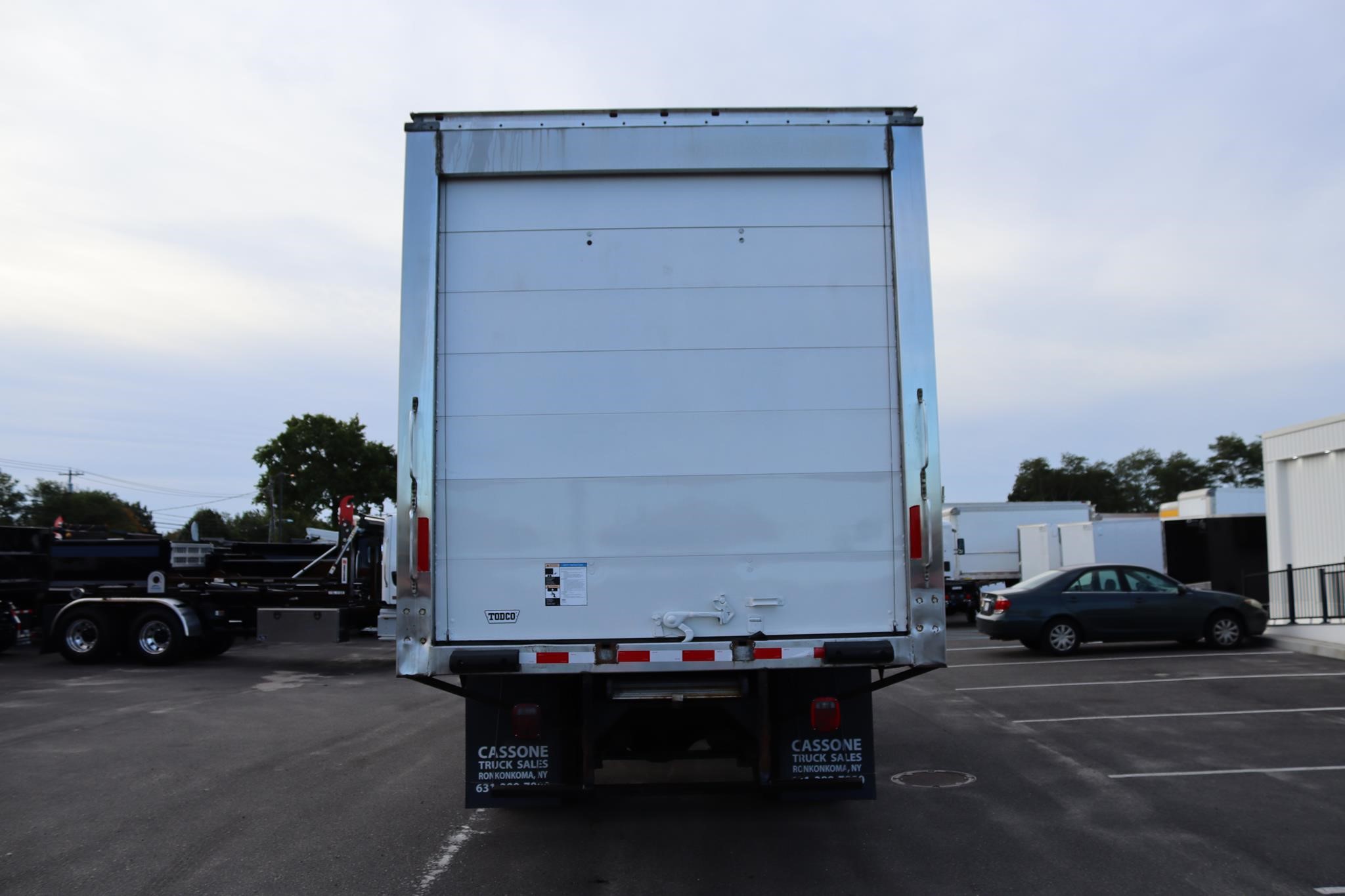2019 KENWORTH T270 - image 3 of 6