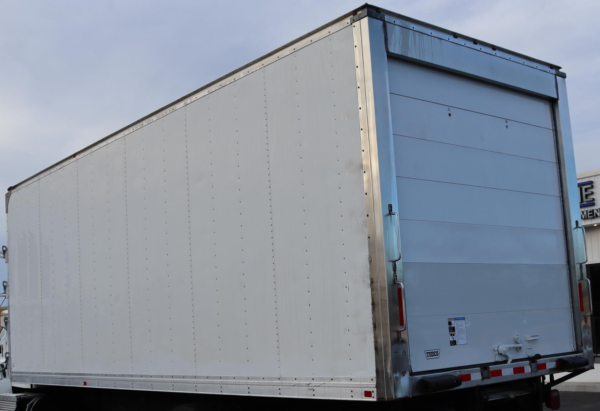 2019 SUPREME 24 FT - image 2 of 6