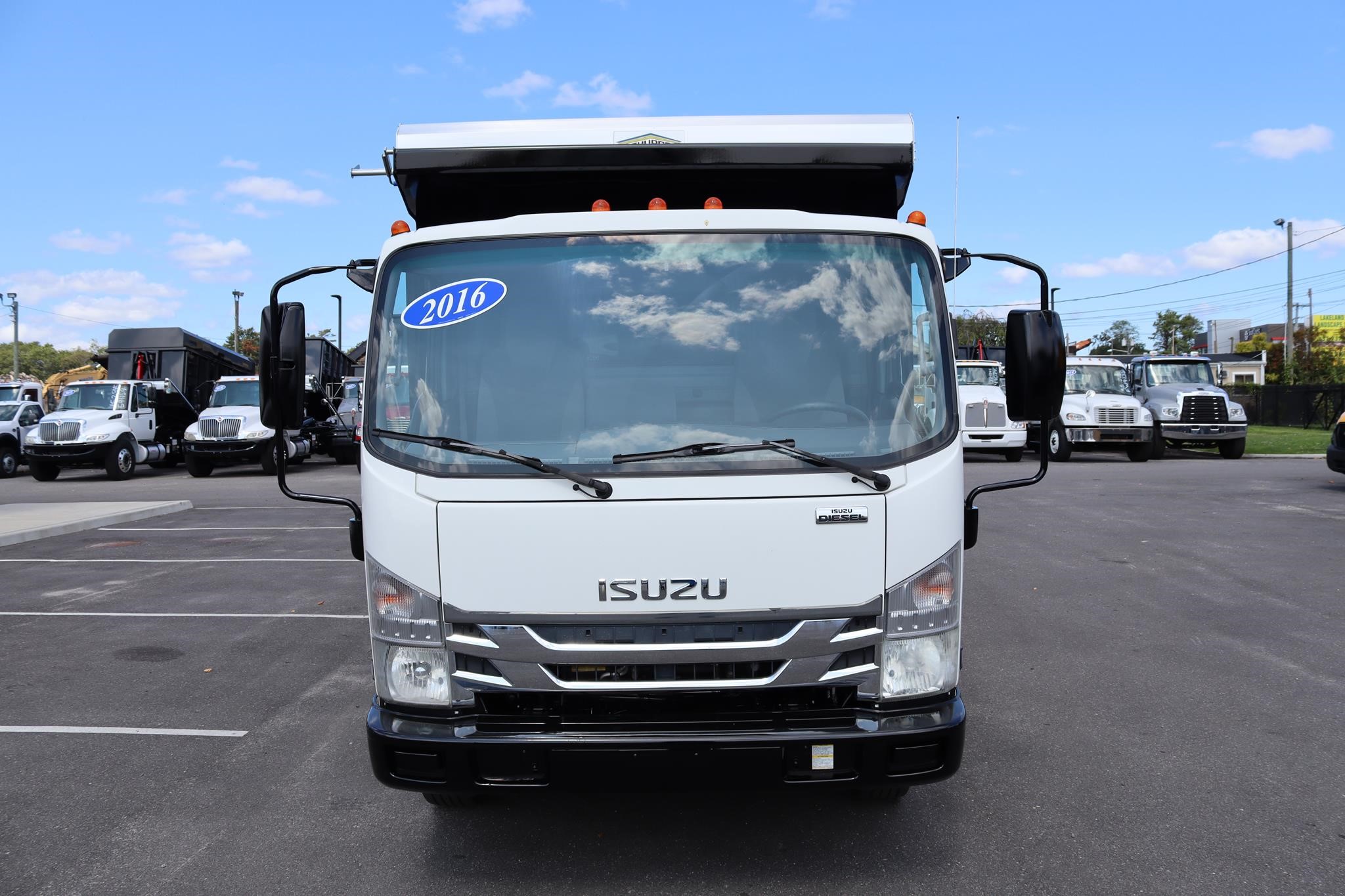 2016 ISUZU NQR - image 6 of 6