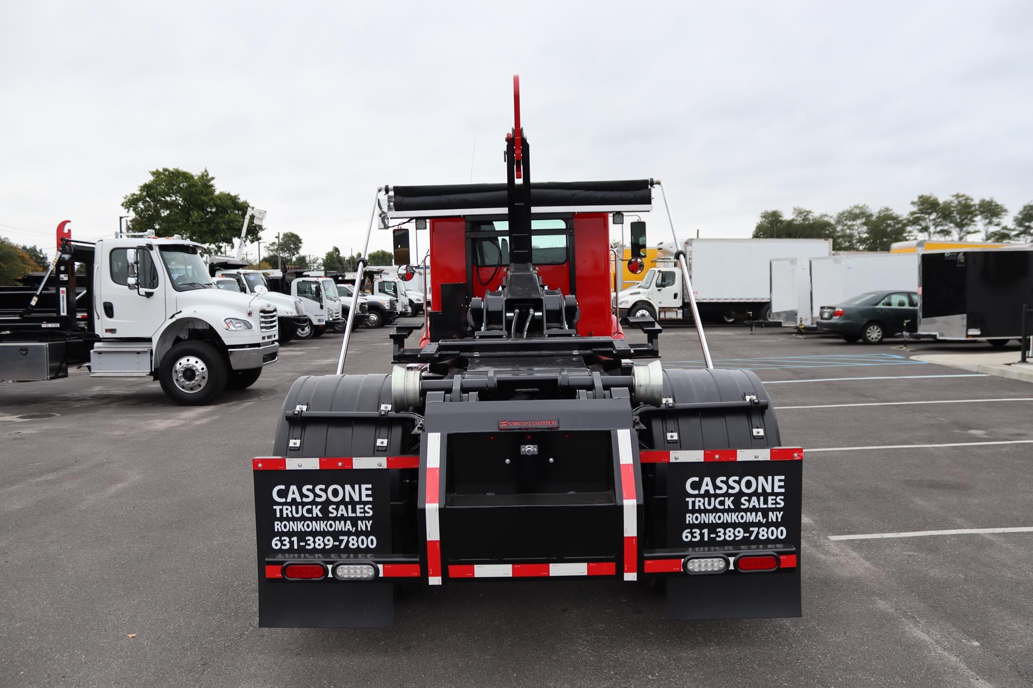 2017 KENWORTH T370 - image 3 of 6