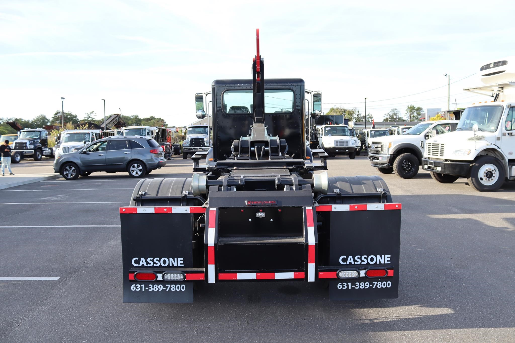 2007 PETERBILT 335 - image 3 of 6