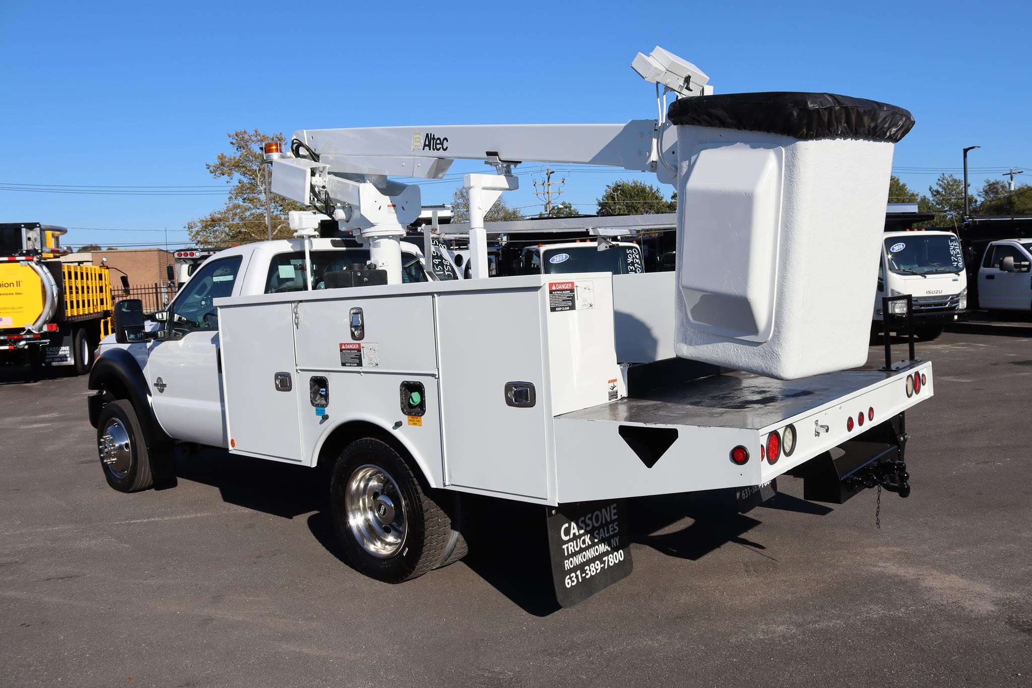 2015 ALTEC AT200A - image 2 of 6